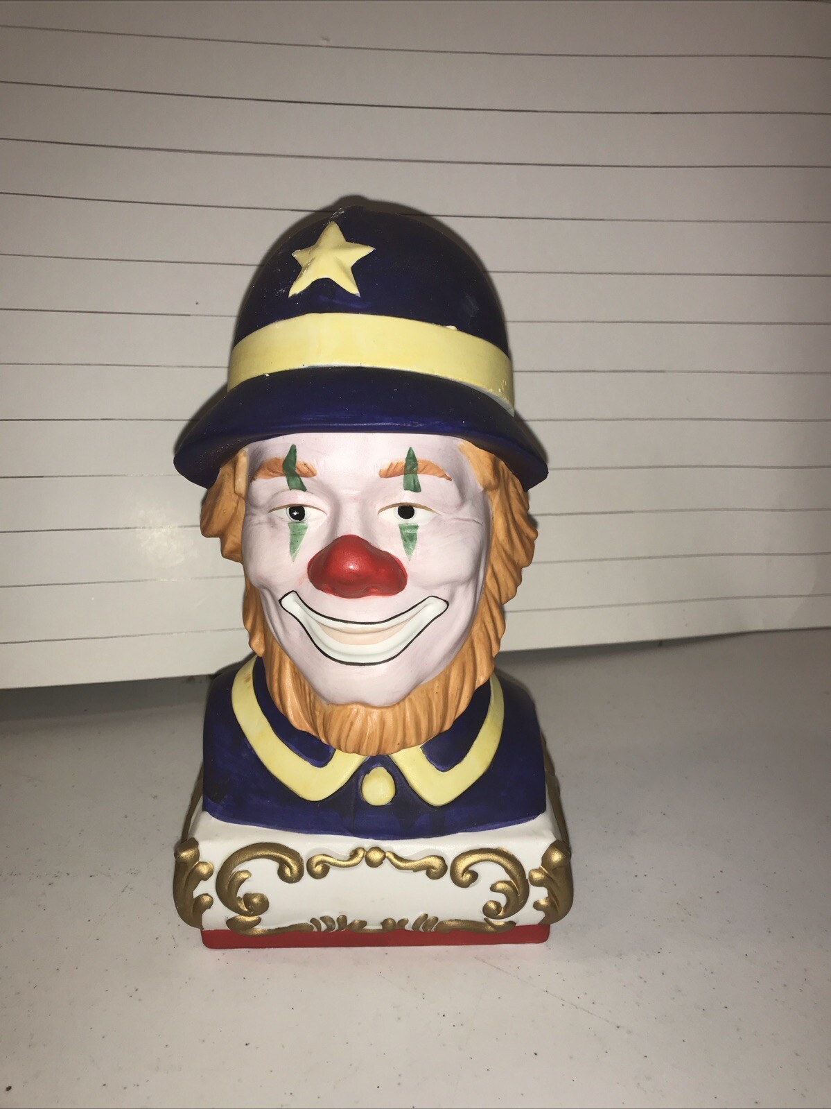 Ezra Brooks Clown Collector Series Liquor Decanter Keystone Cop Ezra Brooks Clown Collector Series Liquor Decanter Keystone Cop