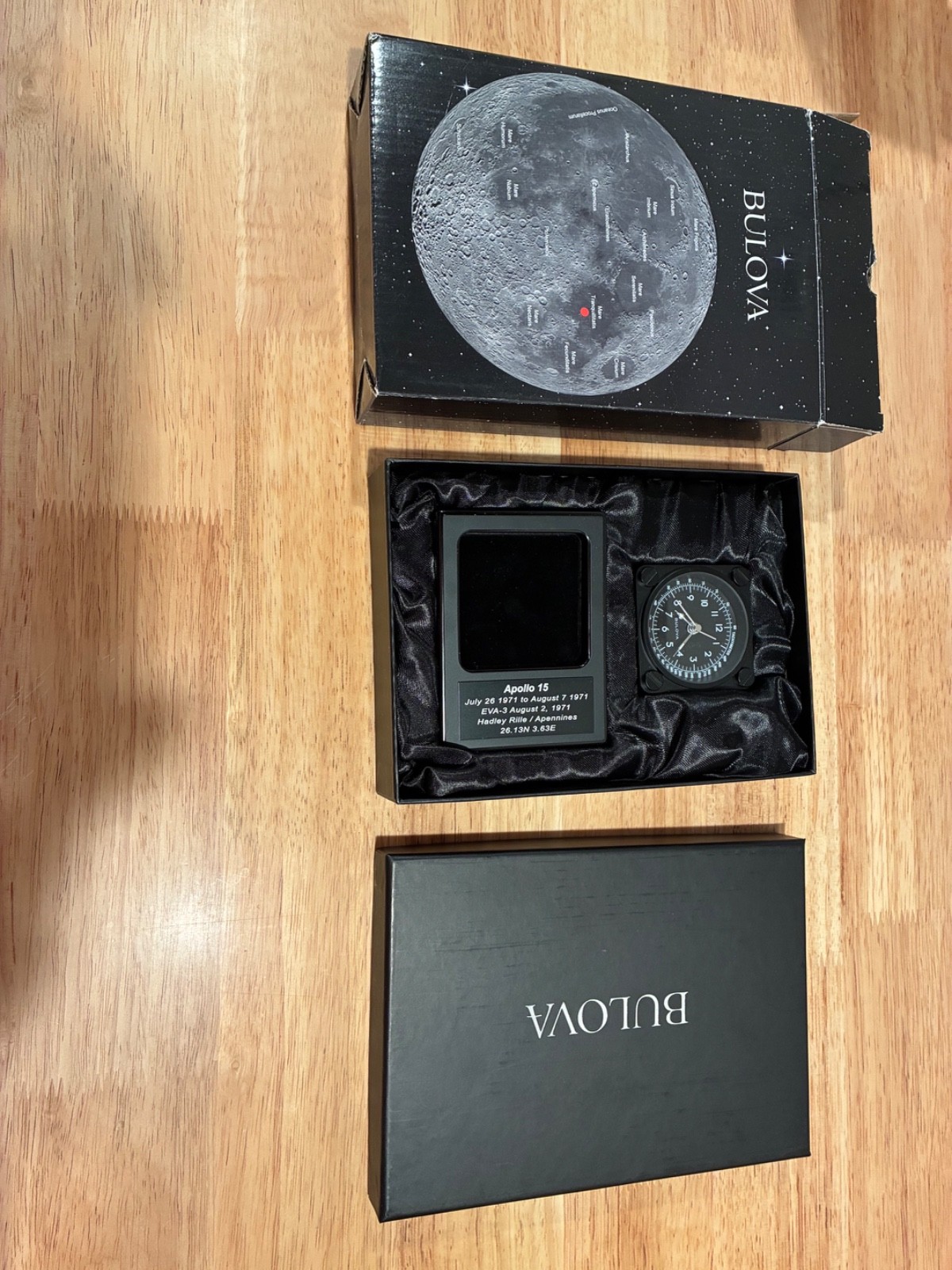 bulova apollo 15 desk clock
