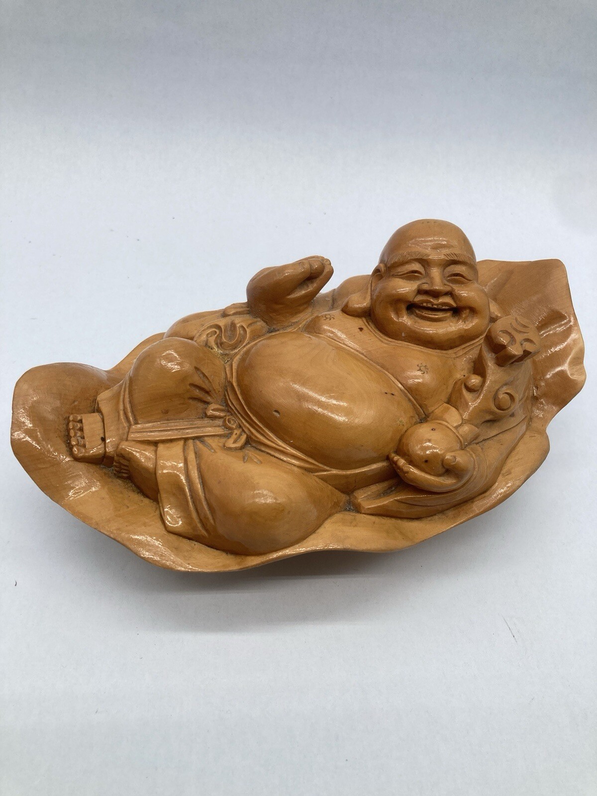 Rare Happy Lounging Buddha Hand Carved Floating On Lotus Leaf Pod Good Fortune Rare Happy Lounging Buddha Hand Carved Floating On Lotus Leaf Pod Good Fortune