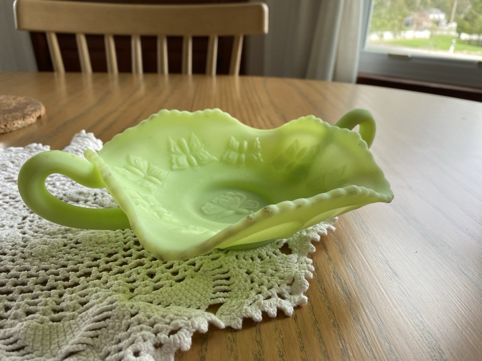 Vintage Fenton Lime Green Custard Uranium Glass Butterfly Bon Bon Dish - GLOWS