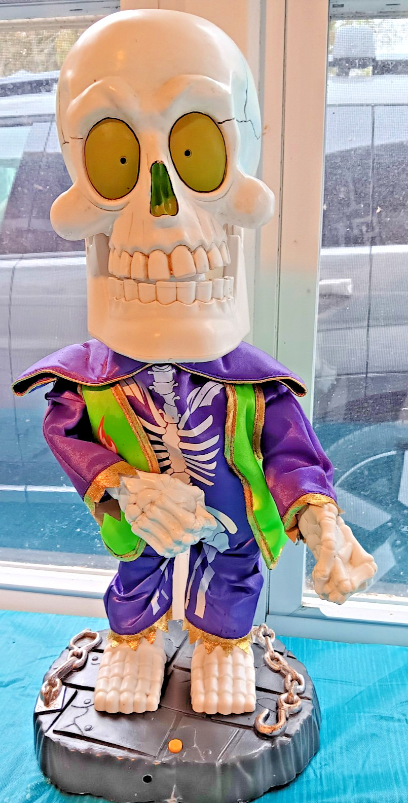 Gemmy Freaky Geeks Dancing Skeleton Animated Halloween 18\