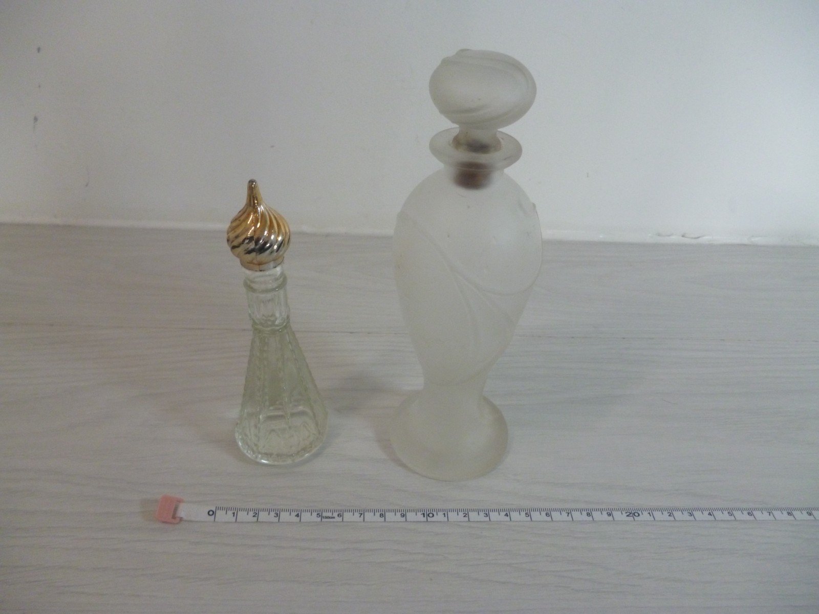 2 x Vintage Crystal Cut Glass Perfume Bottles 1 With Stopper the other full