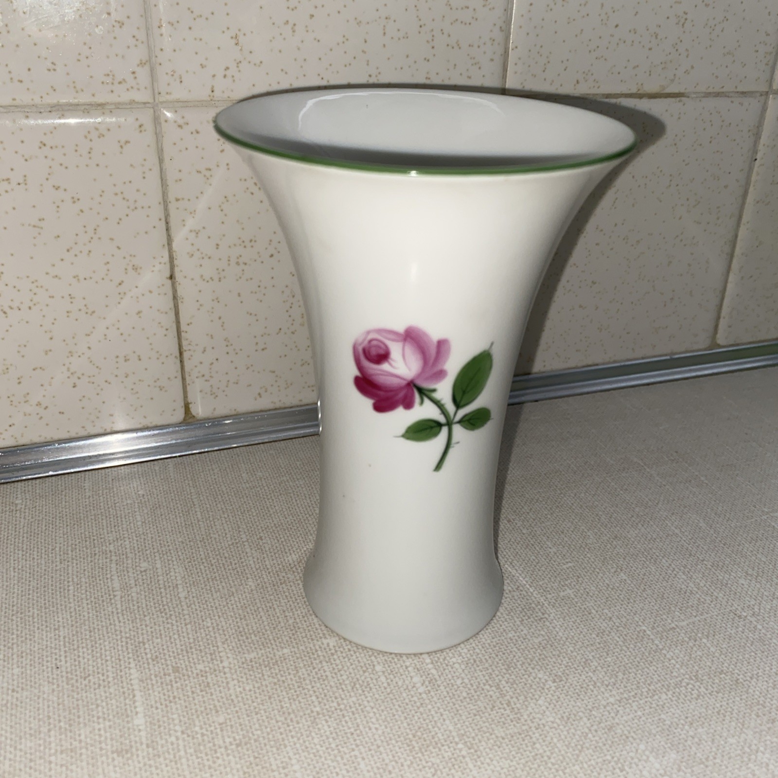 Vintage AUGARTEN WIEN AUSTRIA Floral Rose 5” Porcelain Vase VTG