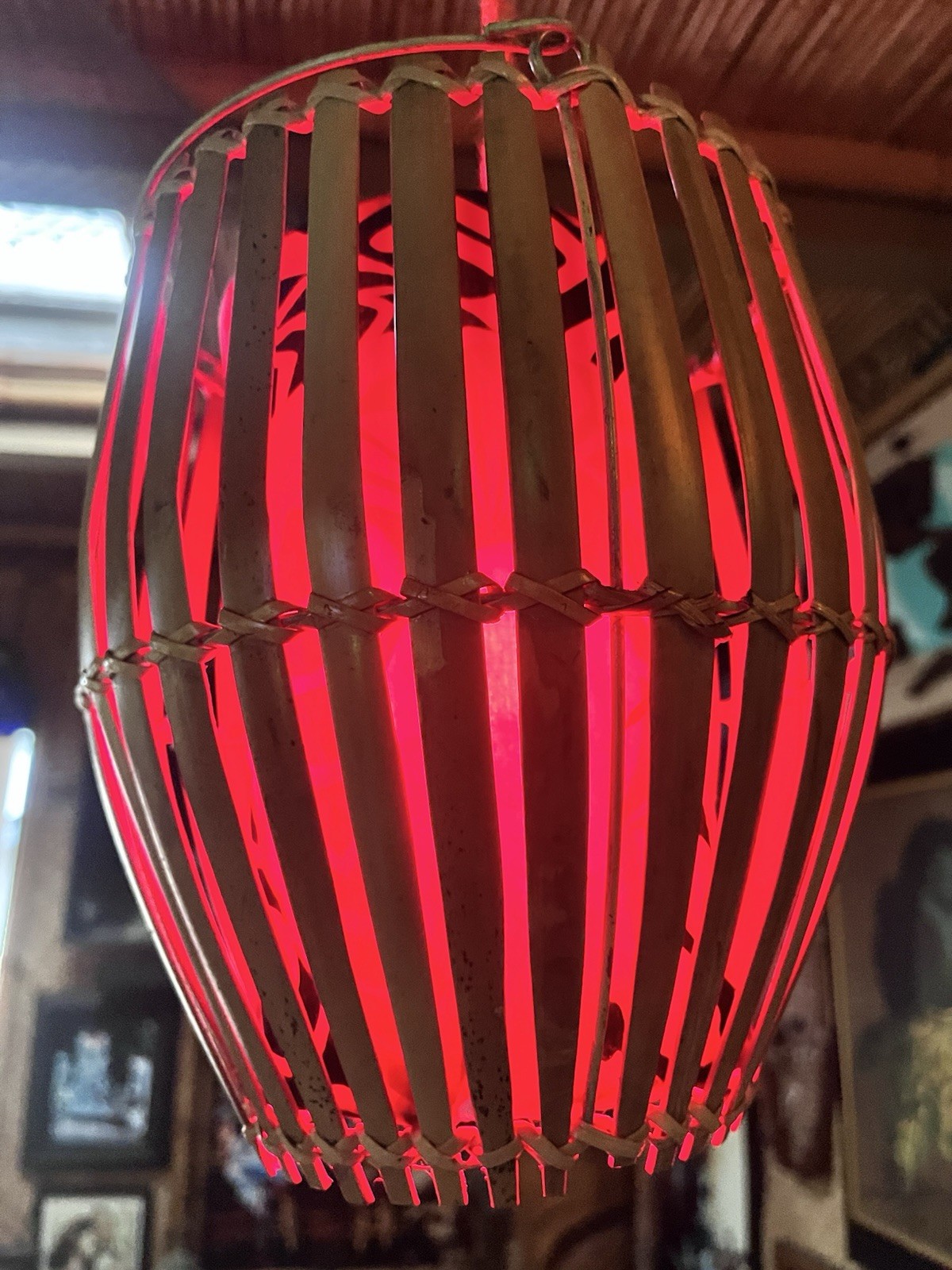 NEW Retro Rattan Basket Lamp Hawaiian Style Tattoos And Sea Turtle Oceanic Red NEW Retro Rattan Basket Lamp Hawaiian Style Tattoos And Sea Turtle Oceanic Red