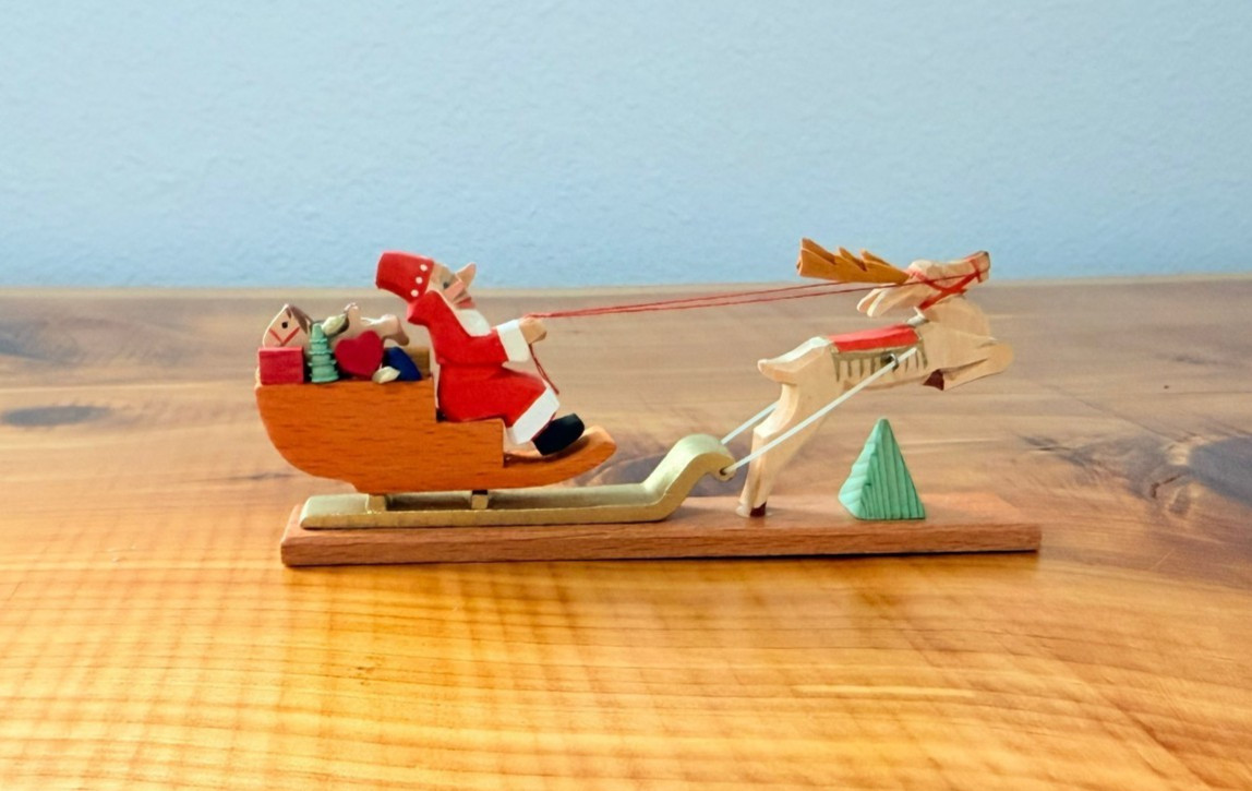 Erzgebirge Expertic Wooden Christmas Holiday Santa Sled, Made in Germany