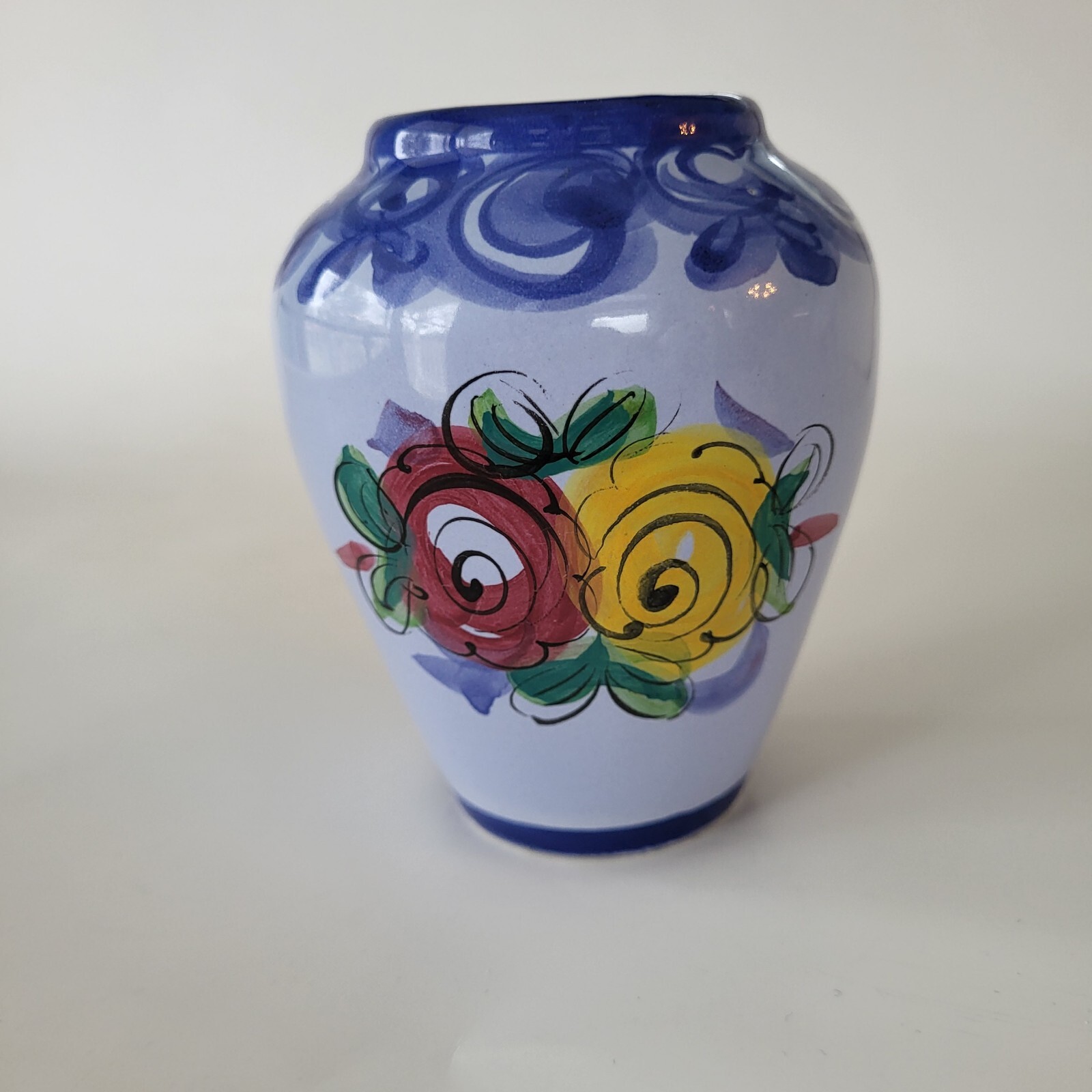 Vintage Portugal Pottery Vase Vestal Alcobaca Hand Painted Floral #62 Vintage Portugal Pottery Vase Vestal Alcobaca Hand Painted Floral #62