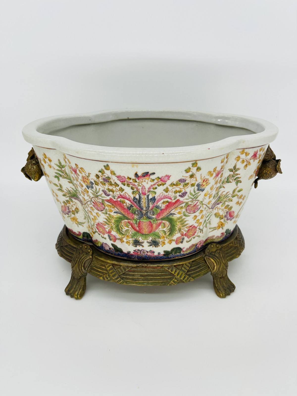 Vintage Wong Lee 1895 Porcelain & Gilt Planter Cachepot Vintage Wong Lee 1895 Porcelain & Gilt Planter Cachepot