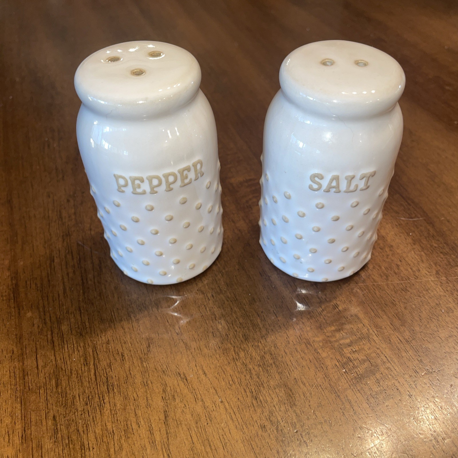 Better Homes & Gardens Modern Farmhouse Salt/Pepper Shaker Set – Dotted Stonewar