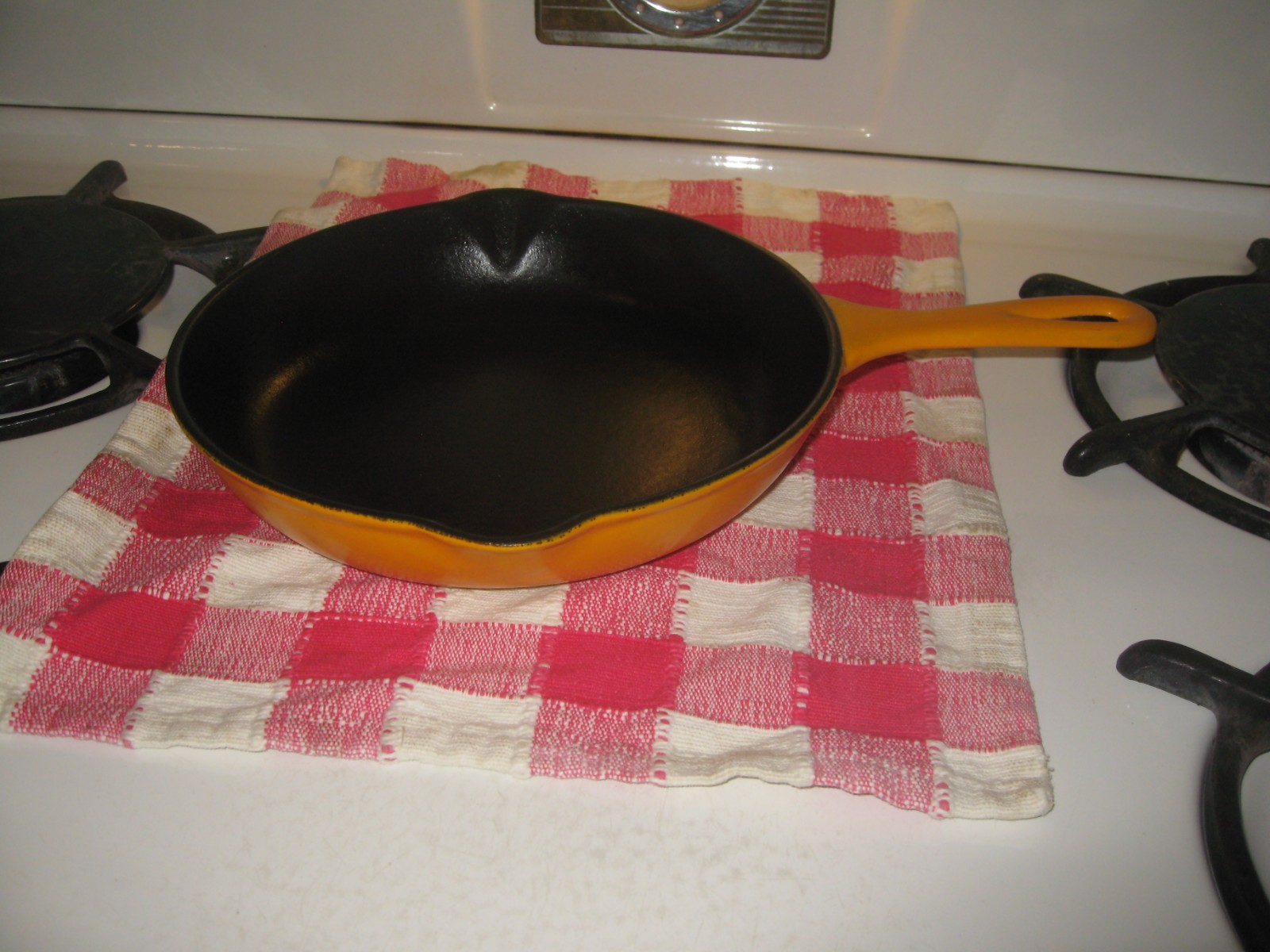 Vintage Original Cousances (Pre-Le Creuset) #23 Gold Enamel Cast Iron Skillet Vintage Original Cousances (Pre-Le Creuset) #23 Gold Enamel Cast Iron Skillet
