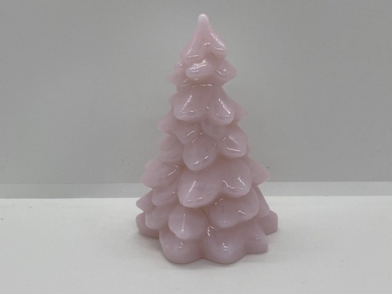 Mosser Glass USA Collectible Glass Christmas Tree Crown Tuscan Pink 5.5 inch New Mosser Glass USA Collectible Glass Christmas Tree Crown Tuscan Pink 5.5 inch New
