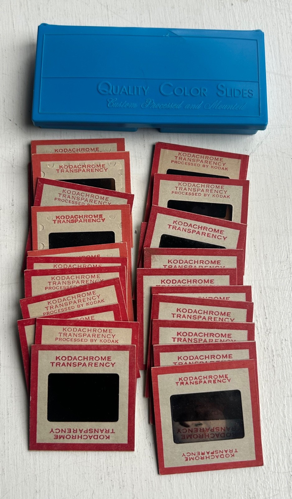 Lot 24 RED BORDER KODACHROME 35mm SLIDES In Case Children Infants Family c1950s Lot 24 RED BORDER KODACHROME 35mm SLIDES In Case Children Infants Family c1950s