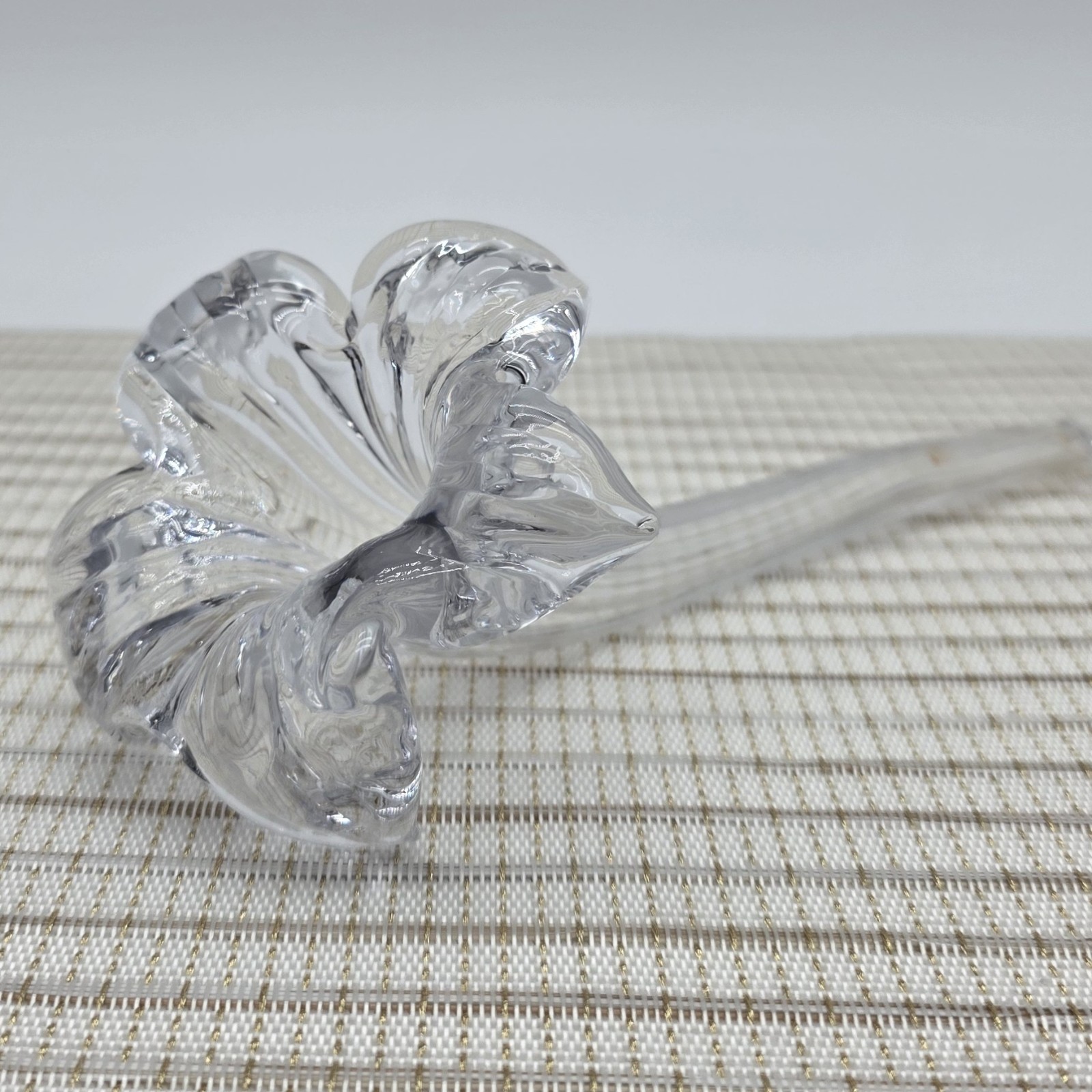 Vintage Hand Blown Art Glass 8 Inch Lily Clear Flower Single Bud