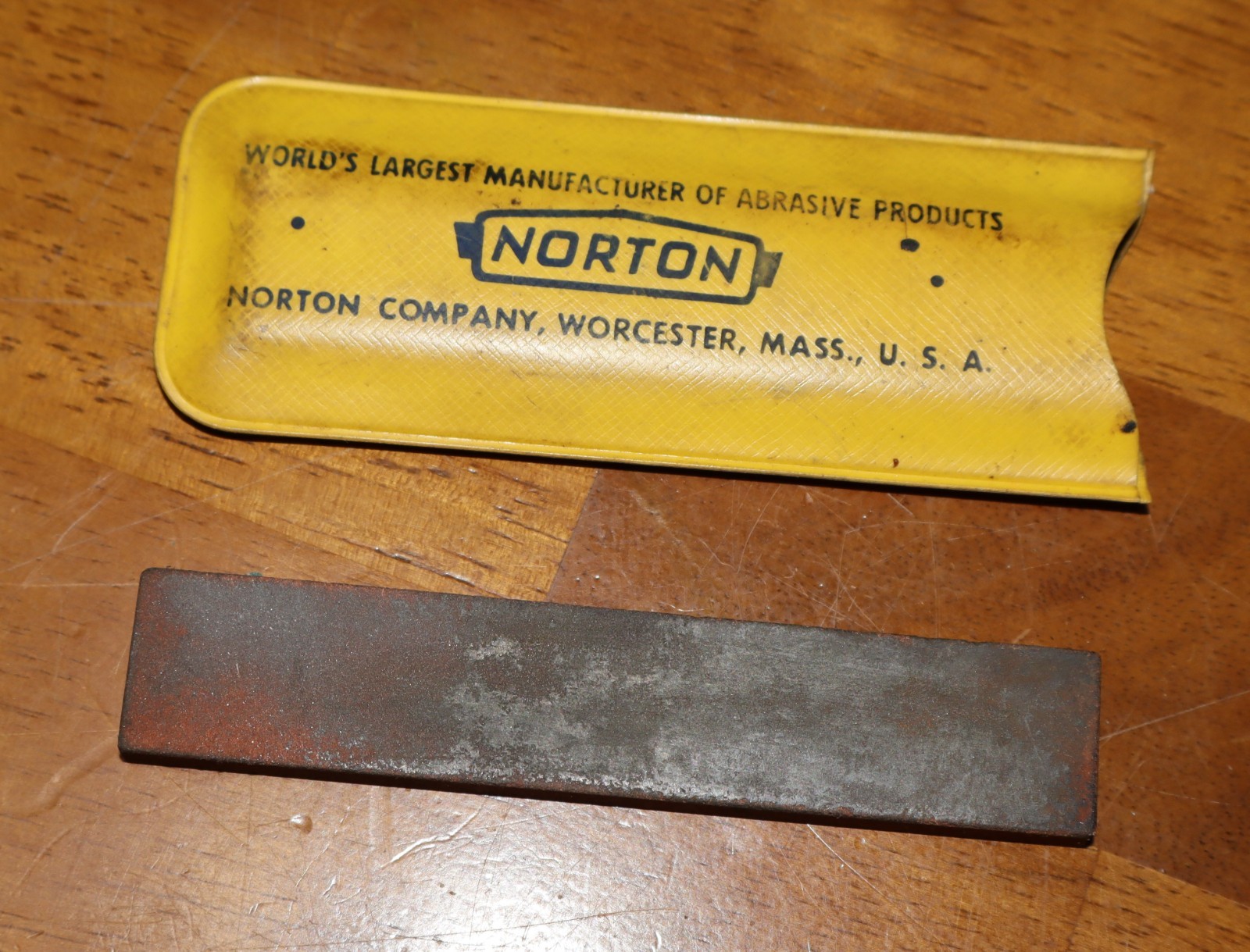 VTG NORTON STROP Hone Sharpener w/ Sleeve 3/4 VTG NORTON STROP Hone Sharpener w/ Sleeve 3/4