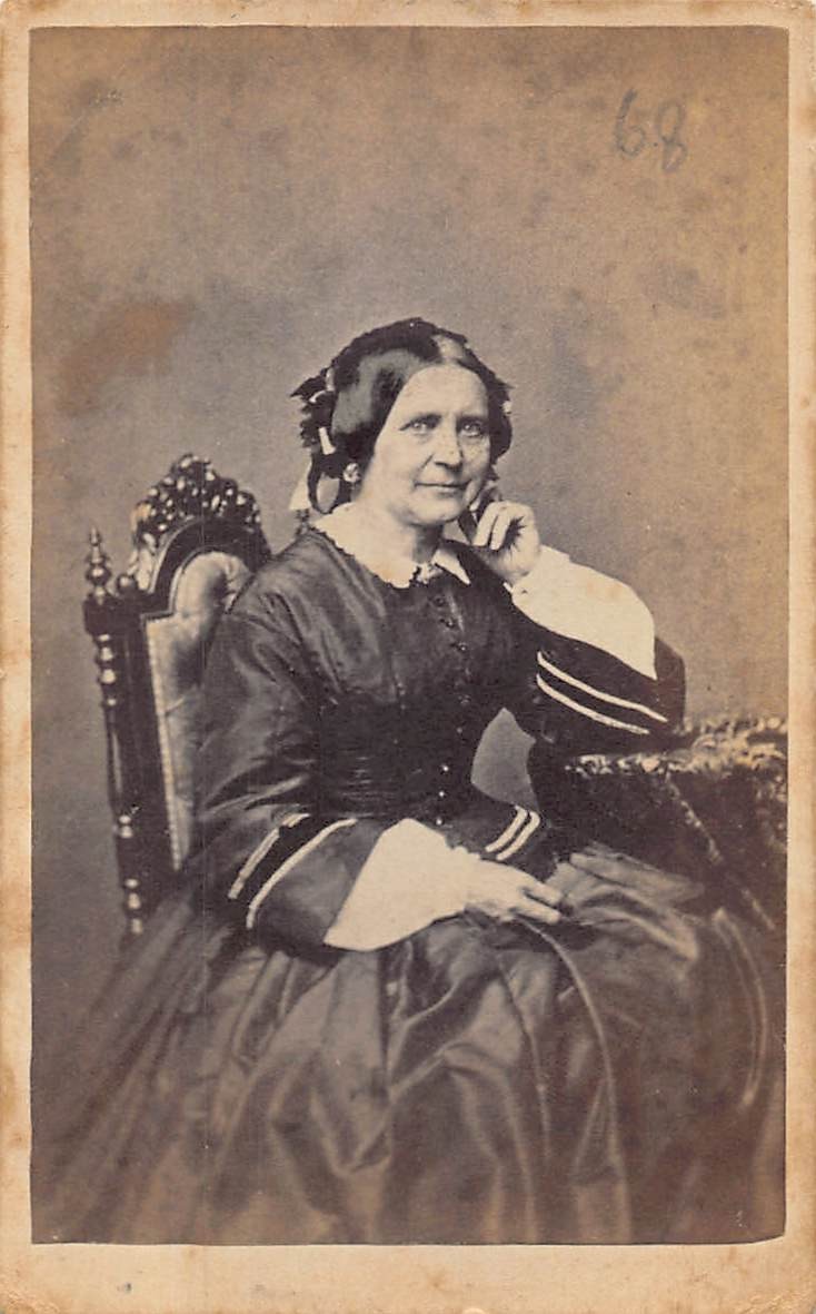 1868 Austrian Immigrant Woman 1860s CDV Portrait Photo Philadelphia Pennsylvania