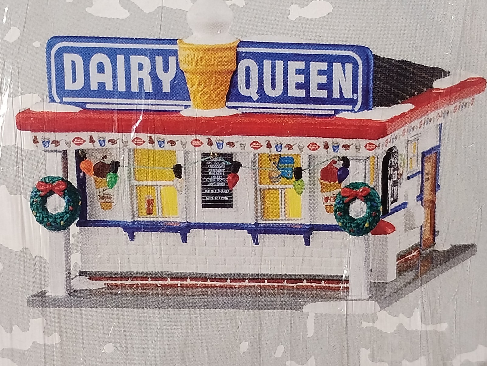 Dept 56 DAIRY QUEEN Snow Village 4044855 Department 56 BRAND NEW Dept 56 DAIRY QUEEN Snow Village 4044855 Department 56 BRAND NEW