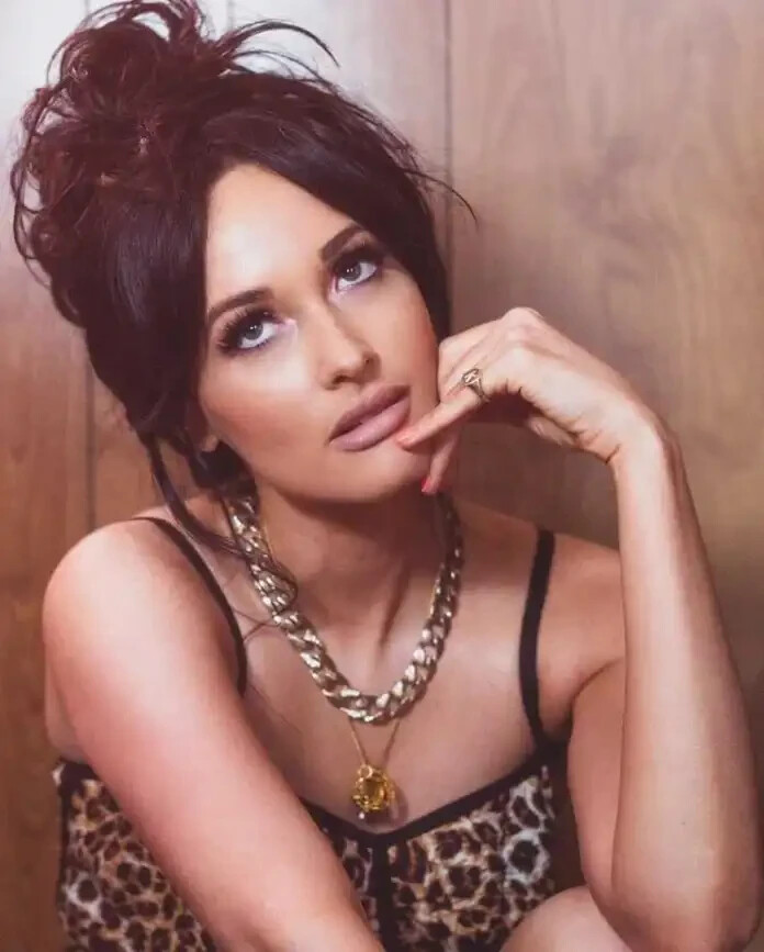 BEAUTIFUL KACEY MUSGRAVES 5X7 Photo