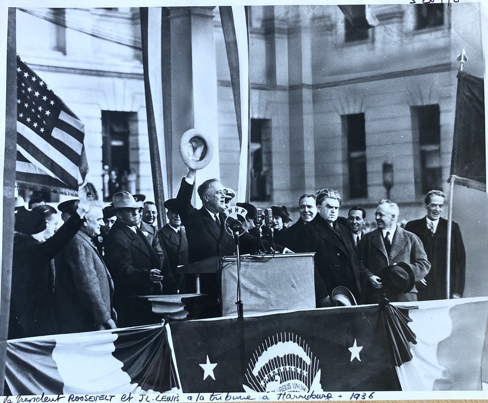 President ROOSEVELT delivering a speech to a crowd in Harrisburg-USIS, Paris. President ROOSEVELT delivering a speech to a crowd in Harrisburg-USIS, Paris.
