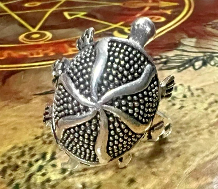 Billionaire Maker Magic Tortosie Ring 9999 SpeII Wealth Money Success Luck Charm