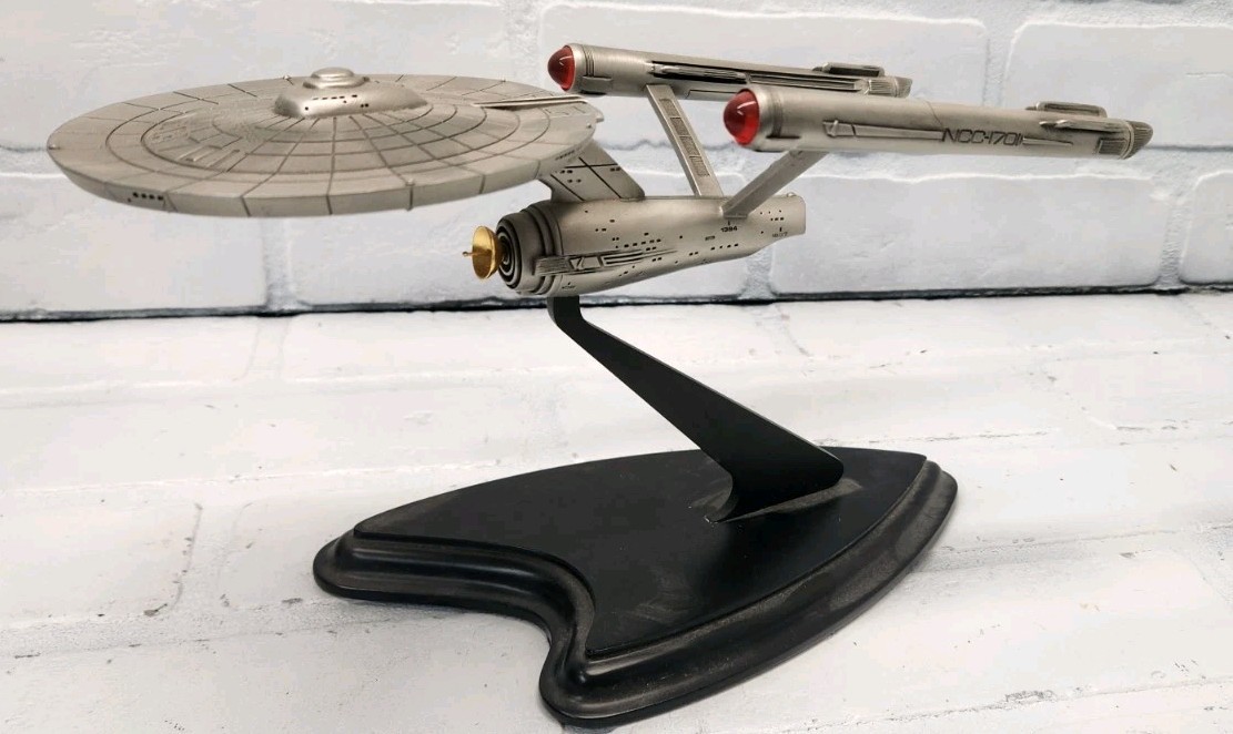 Vintage 1988 Franklin Mint Star Trek USS Enterprise NCC-1701 Pewter Model Vintage 1988 Franklin Mint Star Trek USS Enterprise NCC-1701 Pewter Model