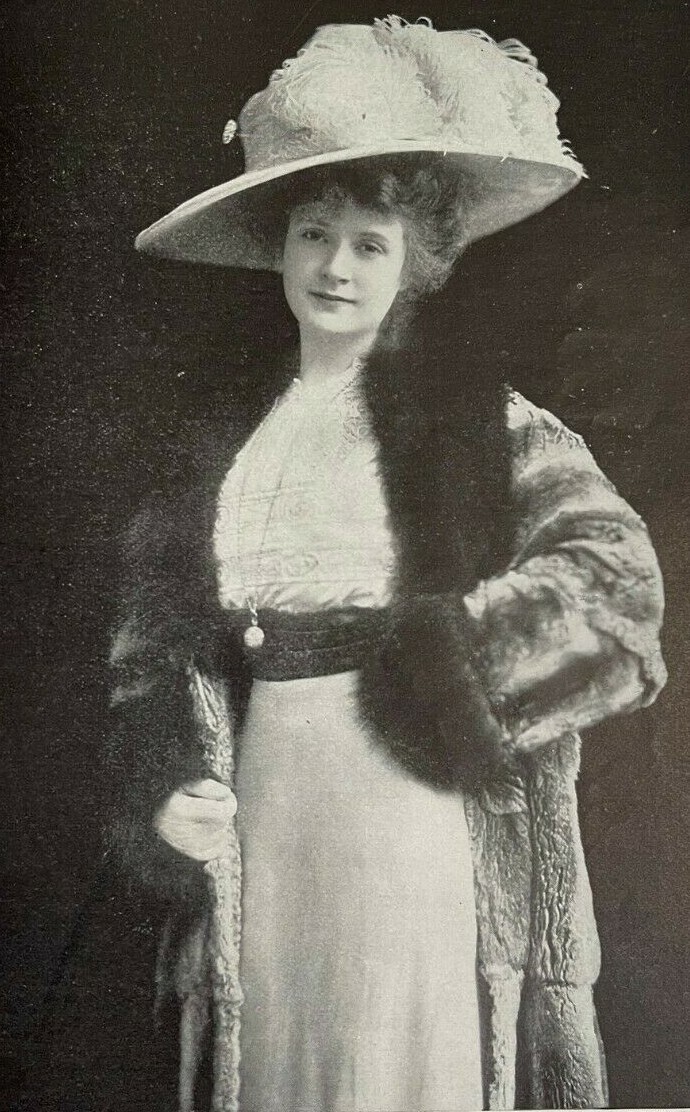 1909 Vintage Magazine Illustration Actress Billie Burke