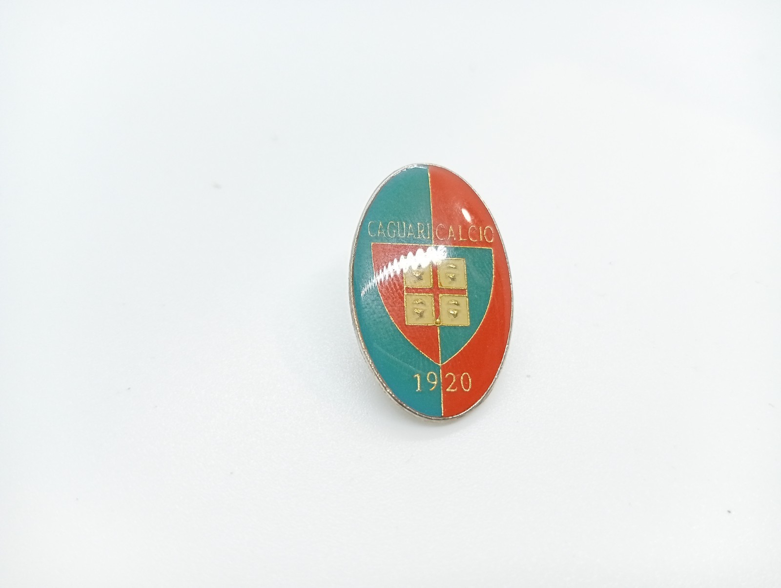 Football Team Cagliari Calcio 1920 Italy Pin FC Badge Pinback Sport