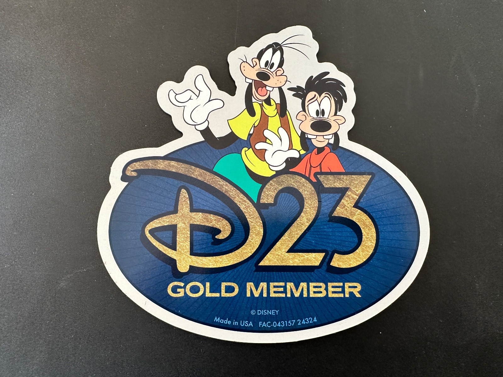 DISNEY WORLD ANNUAL PASS MAGNET KERMIT STITCH WOODY BUZZ  ORANGE DUMBO PUMBA D23