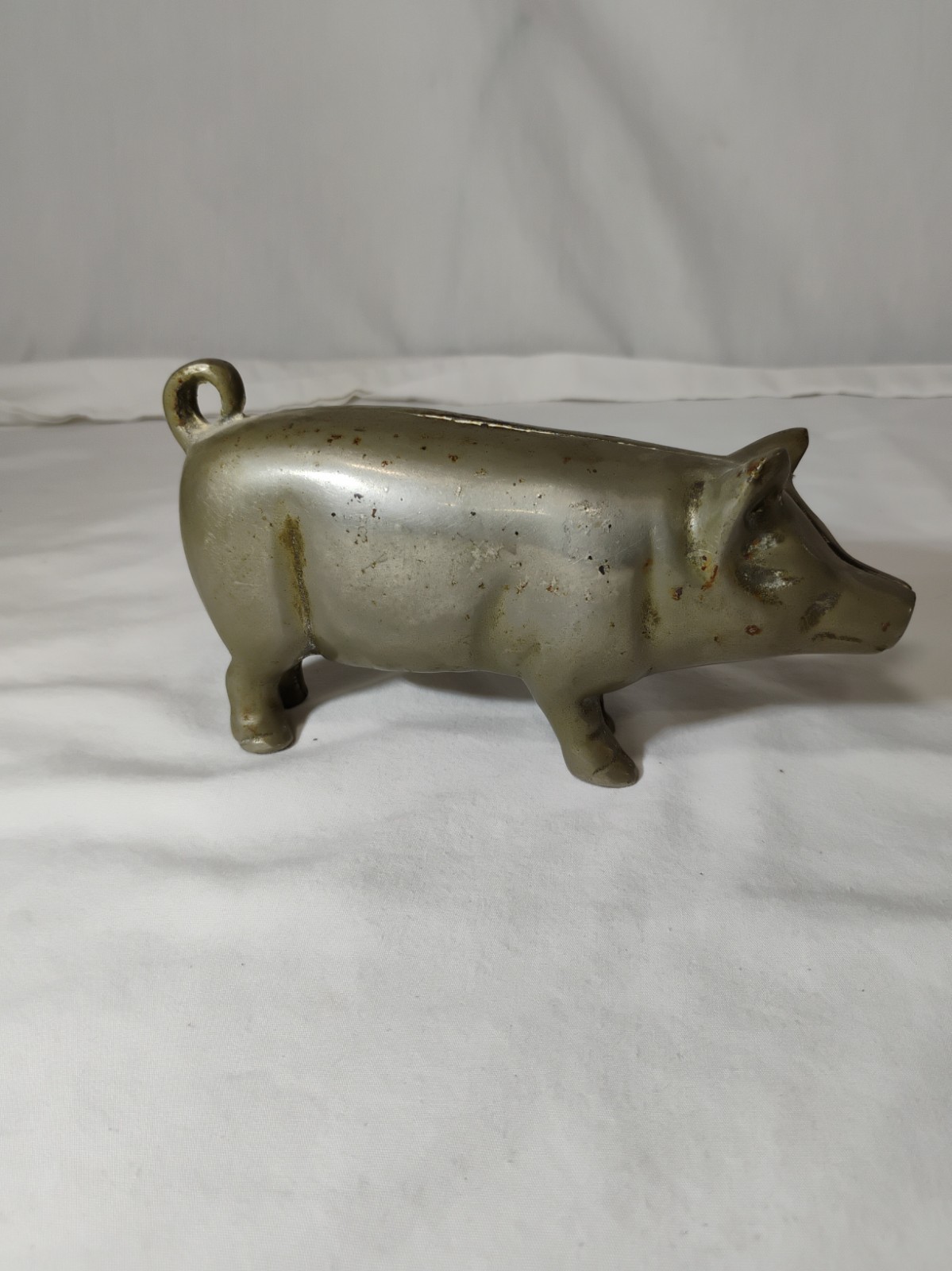 Antique Piggy Bank – Cast Iron – Early 1900s – Curled Tail Pig Antique Piggy Bank – Cast Iron – Early 1900s – Curled Tail Pig