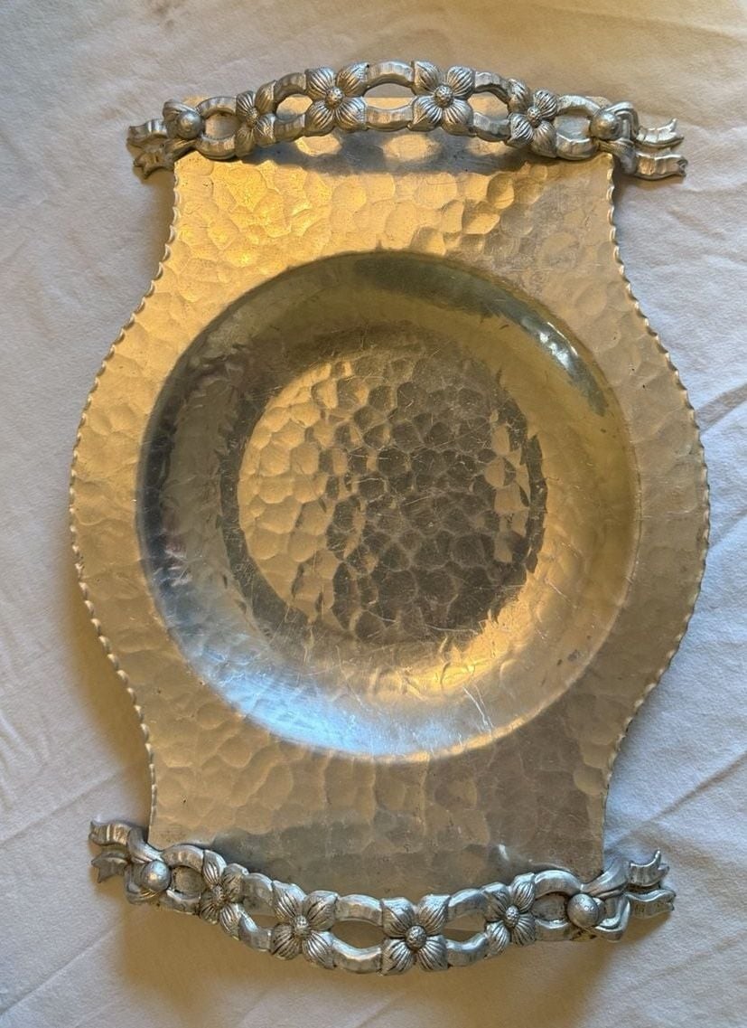 Rodney Kent Hammered Aluminum Serving Tray 440 Dogwood Floral