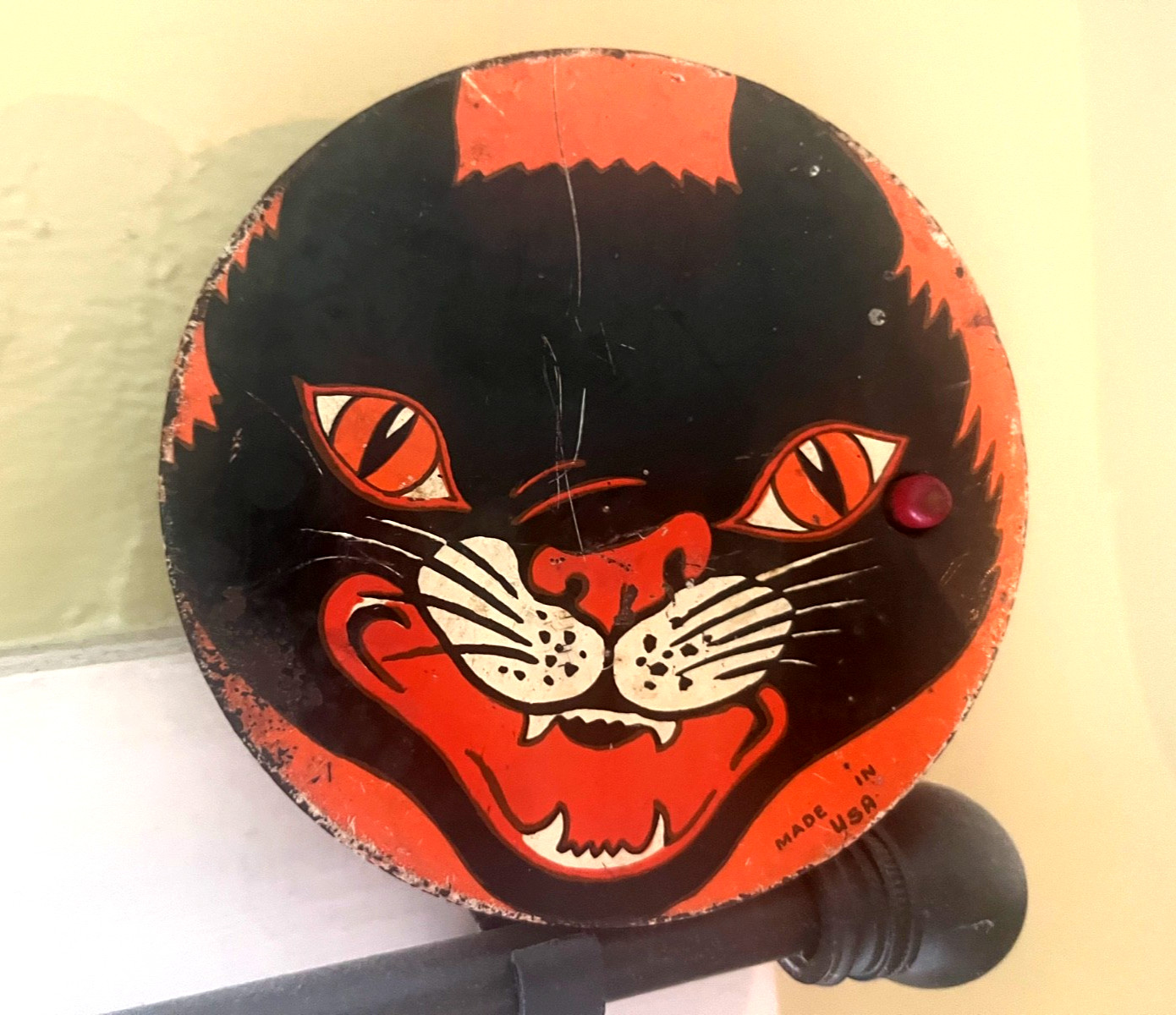 Vintage Halloween Cat Tin Noisemaker - 1930\'s - Works Great