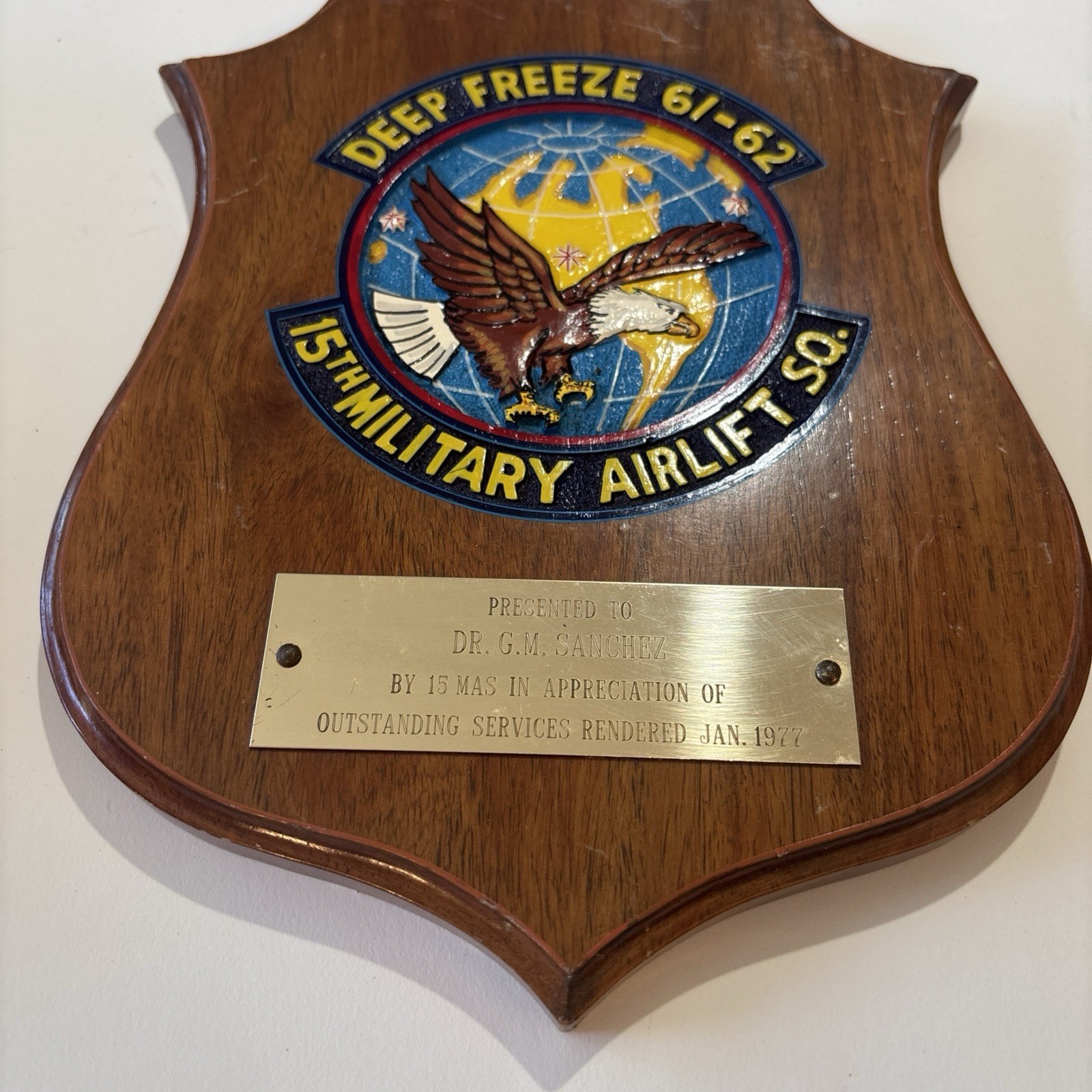 Vintage USAF 15th Military Airlift Squadron Operation Deep Freeze Plaque 1977 Vintage USAF 15th Military Airlift Squadron Operation Deep Freeze Plaque 1977