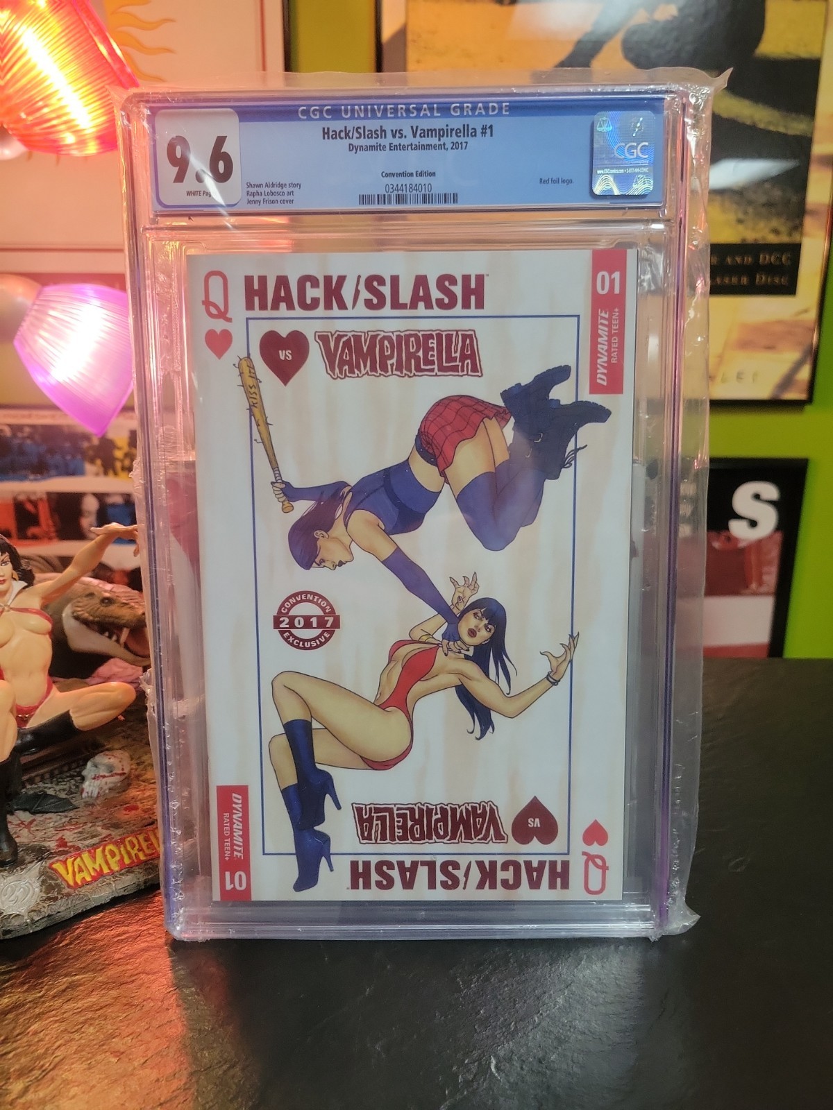 Hack/Slash vs Vampirella #1 Convention Edition CGC 9.6 Dynamite 2017 Playing...