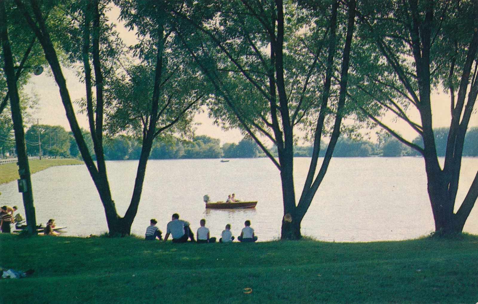 Recreation at Ford Lake-Milan, Michigan vintage c.1950s-60s unposted
