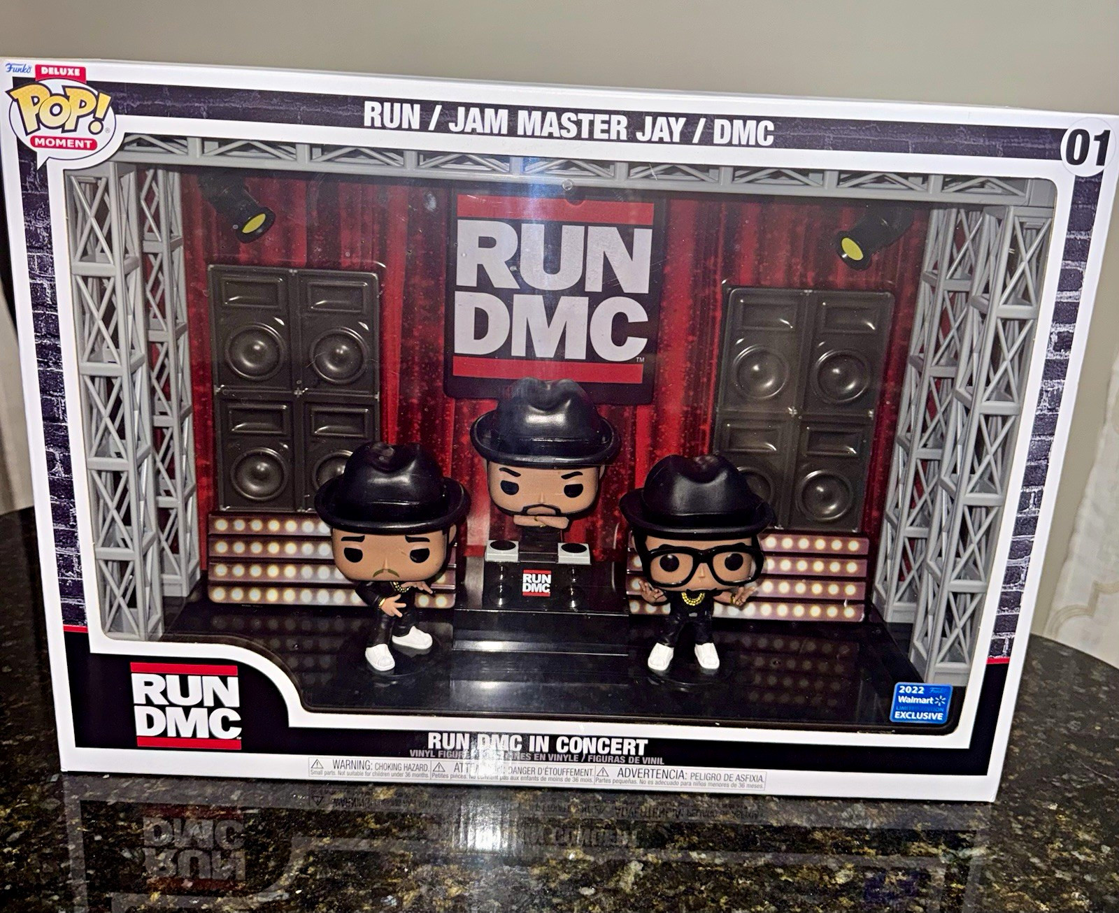 Funko Pop Deluxe Moment Run DMC In Concert #01 Walmart Exclusive 2022 New In Box Funko Pop Deluxe Moment Run DMC In Concert #01 Walmart Exclusive 2022 New In Box