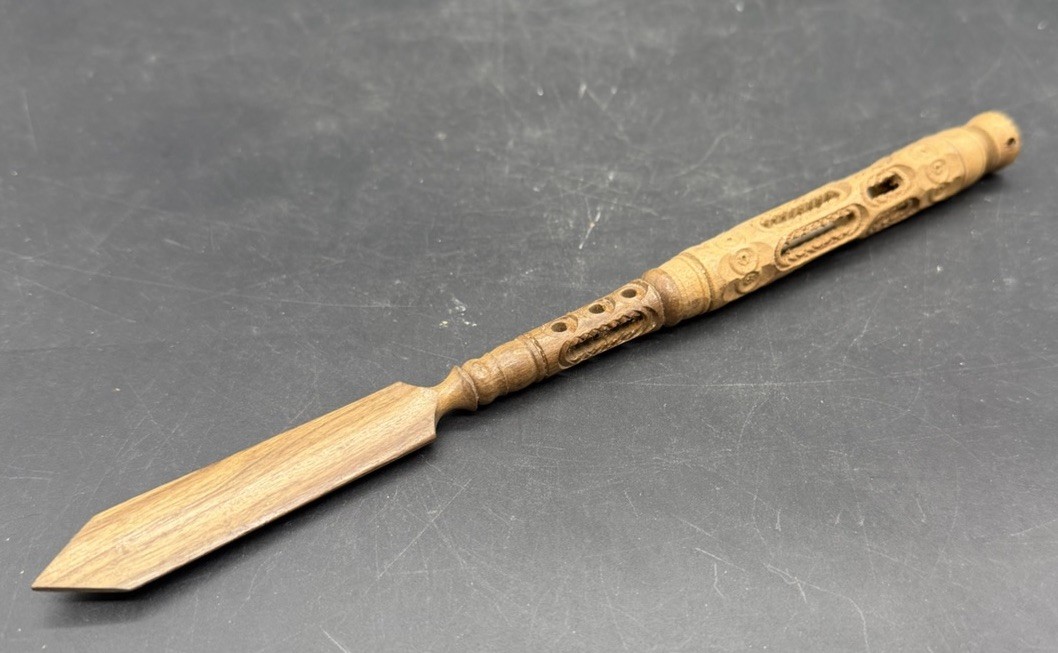 Antique Carved Wood Wooden Dip Pen and Letter Opener 9\