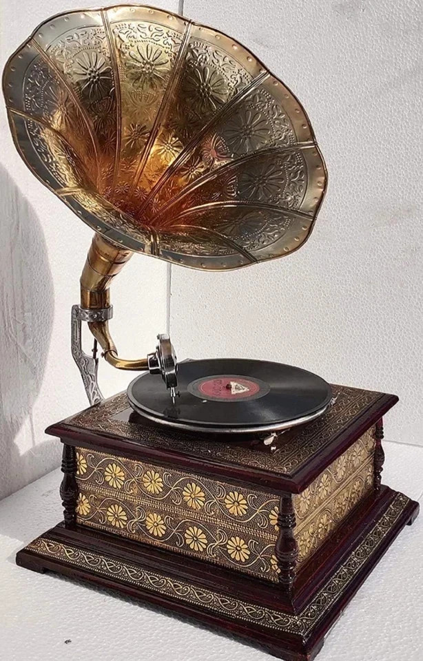 Antique Gramophone Fully Functional Working Phonograph Wind-Up Record Player