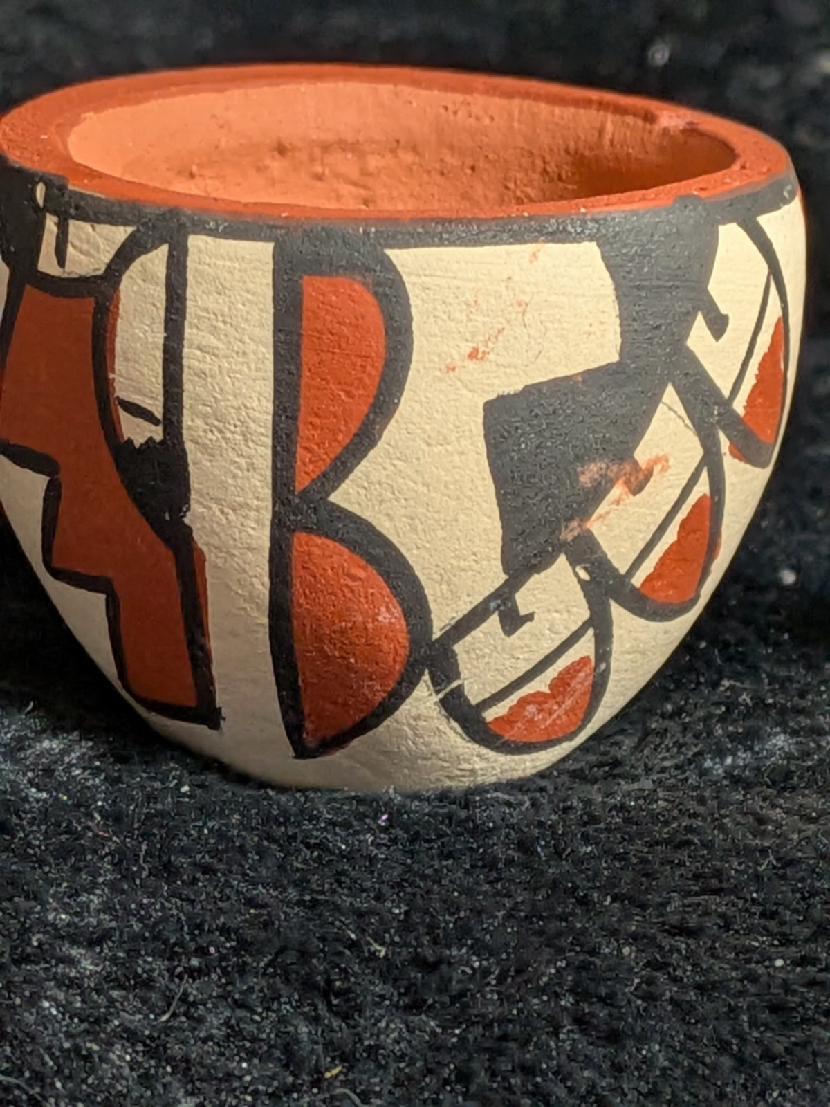 D Gachupin Artist Signed Jemez Pueblo Pottery Bowl, Native American Hand Made, 