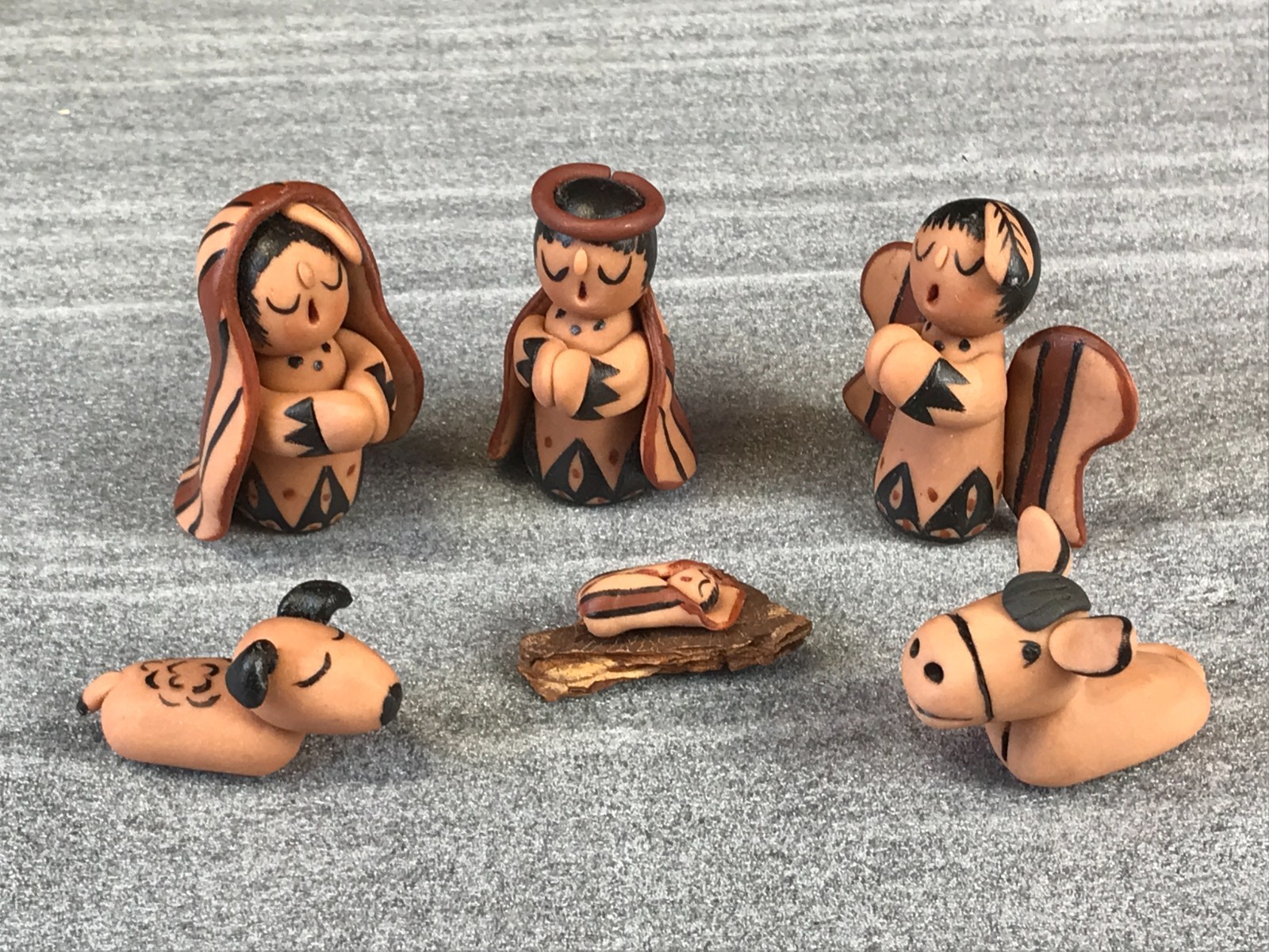Vintage Storyteller JEMEZ Pueblo Clay Pottery NATIVITY SET Signed Elsie '95 Vintage Storyteller JEMEZ Pueblo Clay Pottery NATIVITY SET Signed Elsie '95