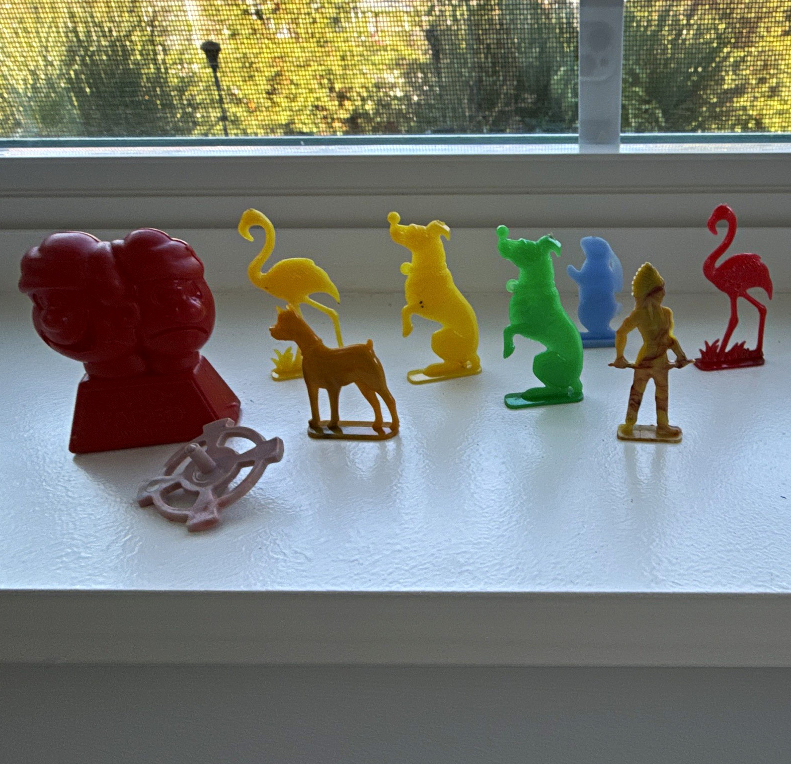Vintage 1940 Cracker Jack Premium Prize Figures Lot, Multicolor 250 Lot Vintage 1940 Cracker Jack Premium Prize Figures Lot, Multicolor 250 Lot