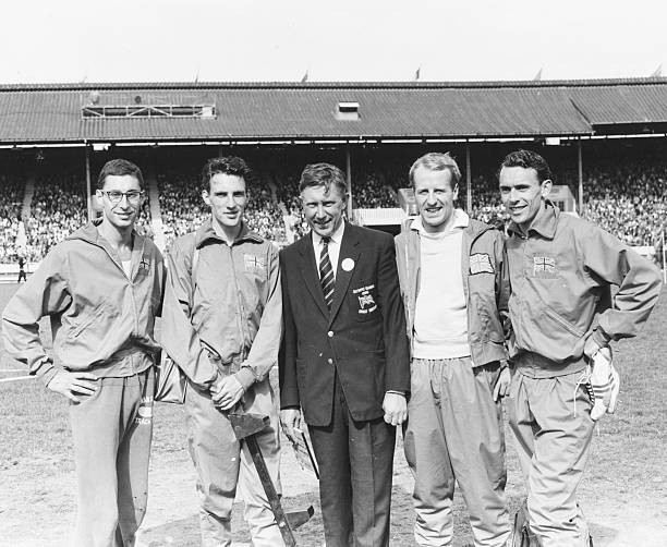 British Athletes Dave Segal Peter Radford Geoff Dyson 1955 PHOTO British Athletes Dave Segal Peter Radford Geoff Dyson 1955 PHOTO