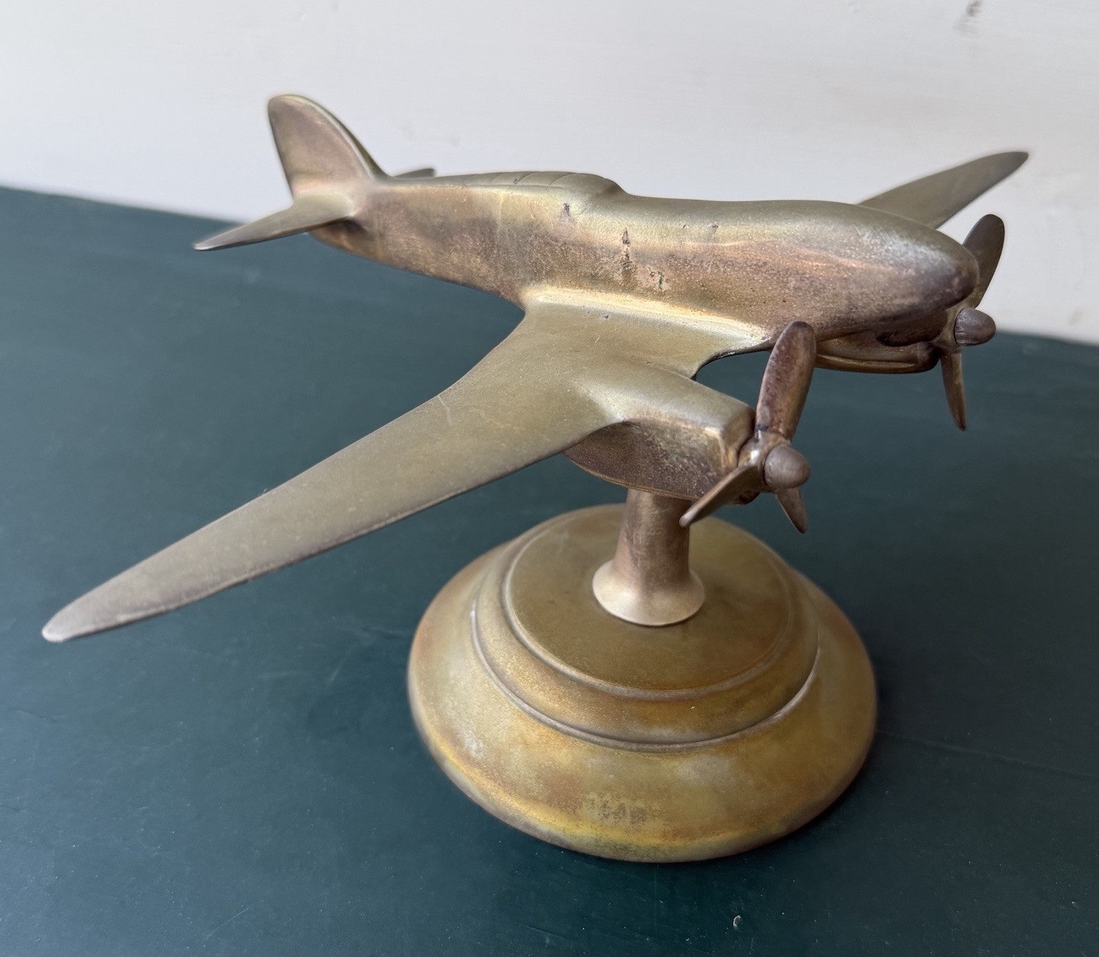 Vintage Silverplate De Havilland DH.88 Comet Metal Desk Model Airplane Vintage Silverplate De Havilland DH.88 Comet Metal Desk Model Airplane
