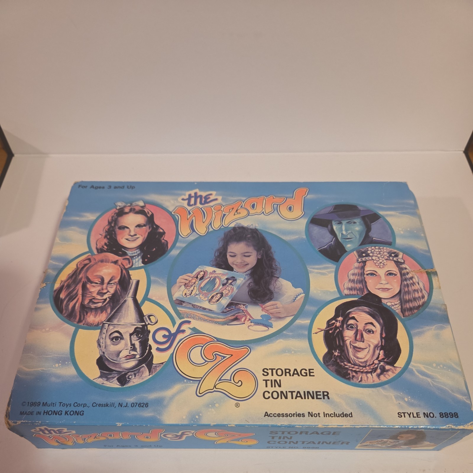 Vintage Multi Toys Corp The Wizard of Oz Storage Tin Container with  sleeve 1988