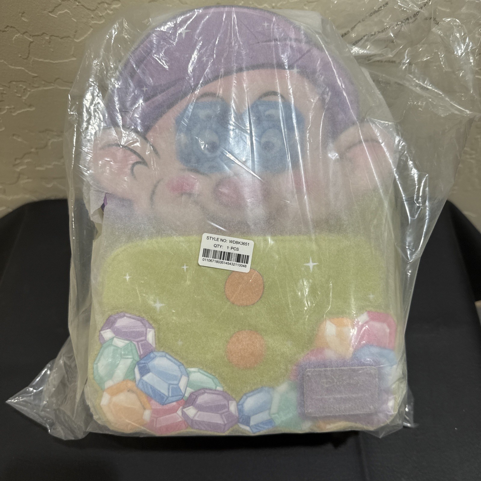 Loungefly Disney Snow White Dopey Diamonds Lenticular Cosplay Mini Backpack NWT Loungefly Disney Snow White Dopey Diamonds Lenticular Cosplay Mini Backpack NWT
