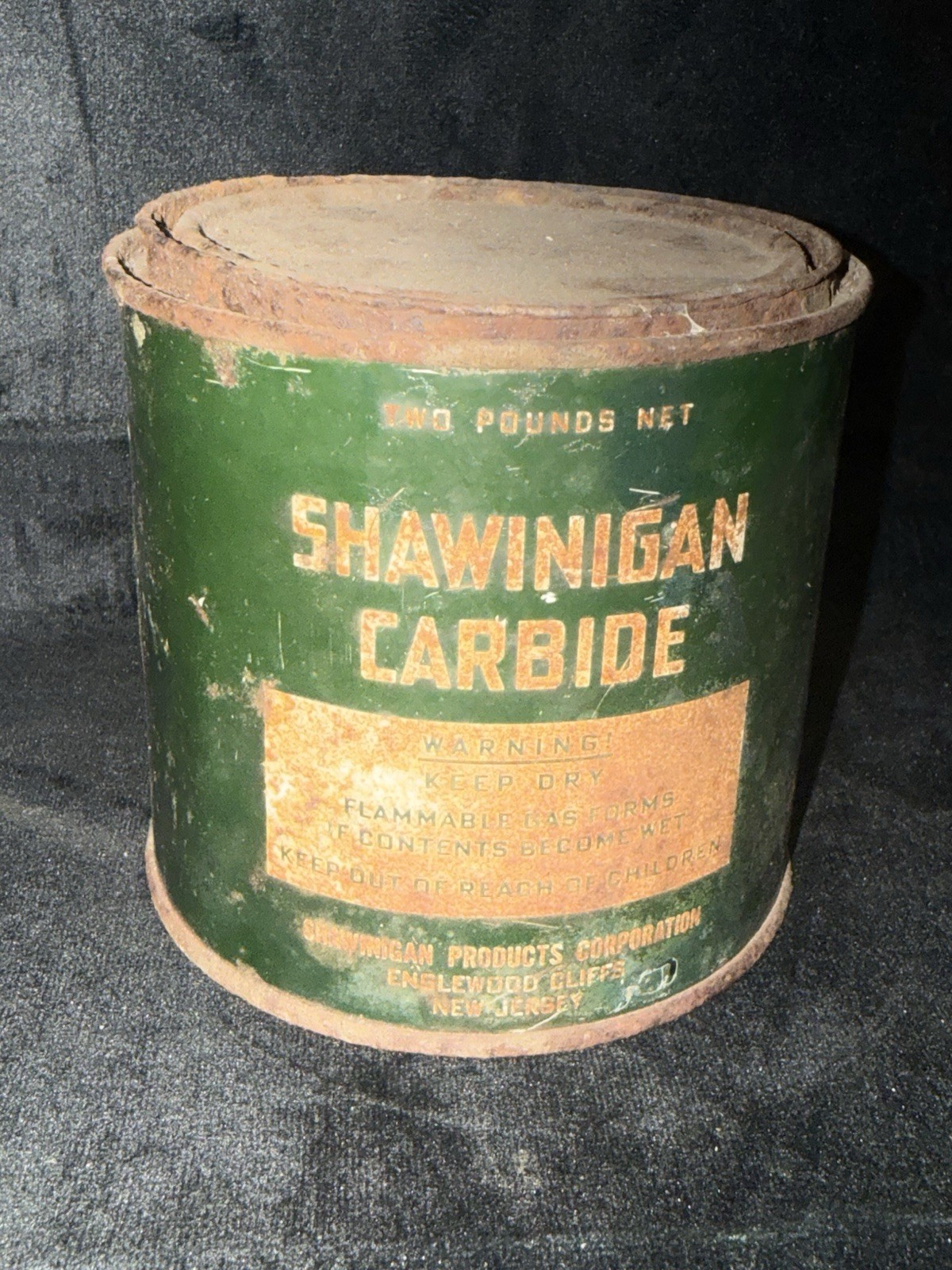Vintage Shawinigan Carbide Can Mining Lamp Two Pounds Tin New Jersey Empty