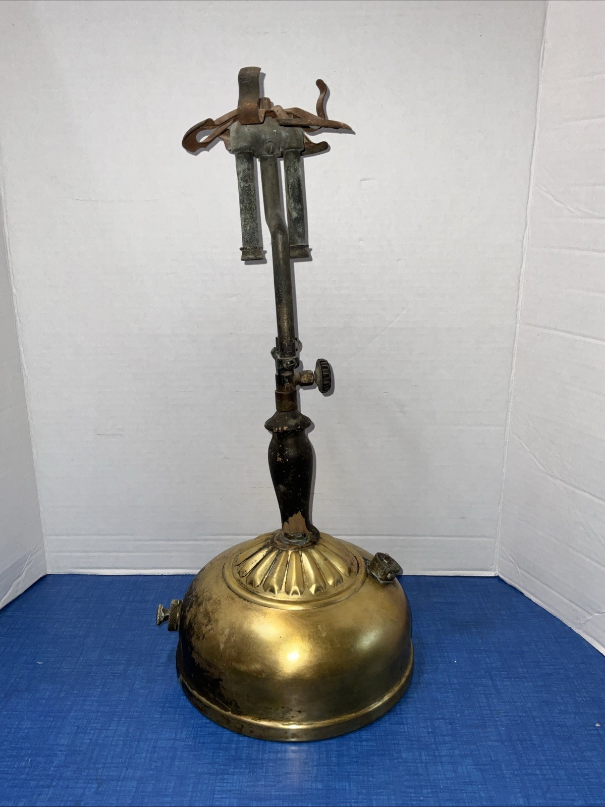 Antique Coleman Quick-Lite Gas Table Lamp Light No Shade Vintage