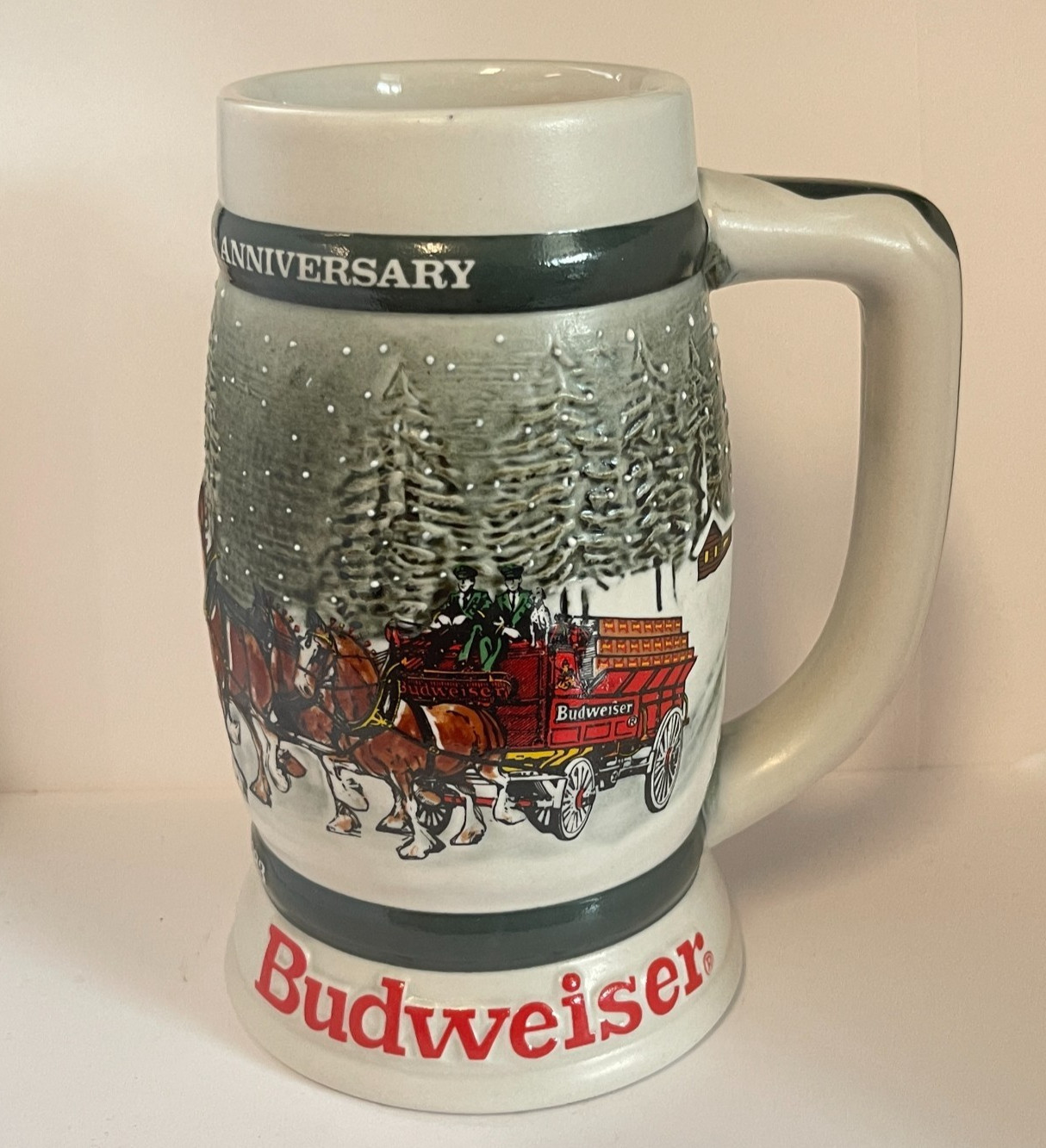 1982 Budweiser Holiday Stein -- Annual Christmas mug series Anheuser Busch C57 1982 Budweiser Holiday Stein -- Annual Christmas mug series Anheuser Busch C57