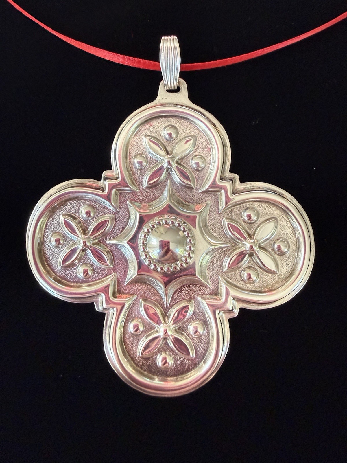 Reed & Barton 1986 Sterling Silver Cross Christmas Ornament Pendant with Bag