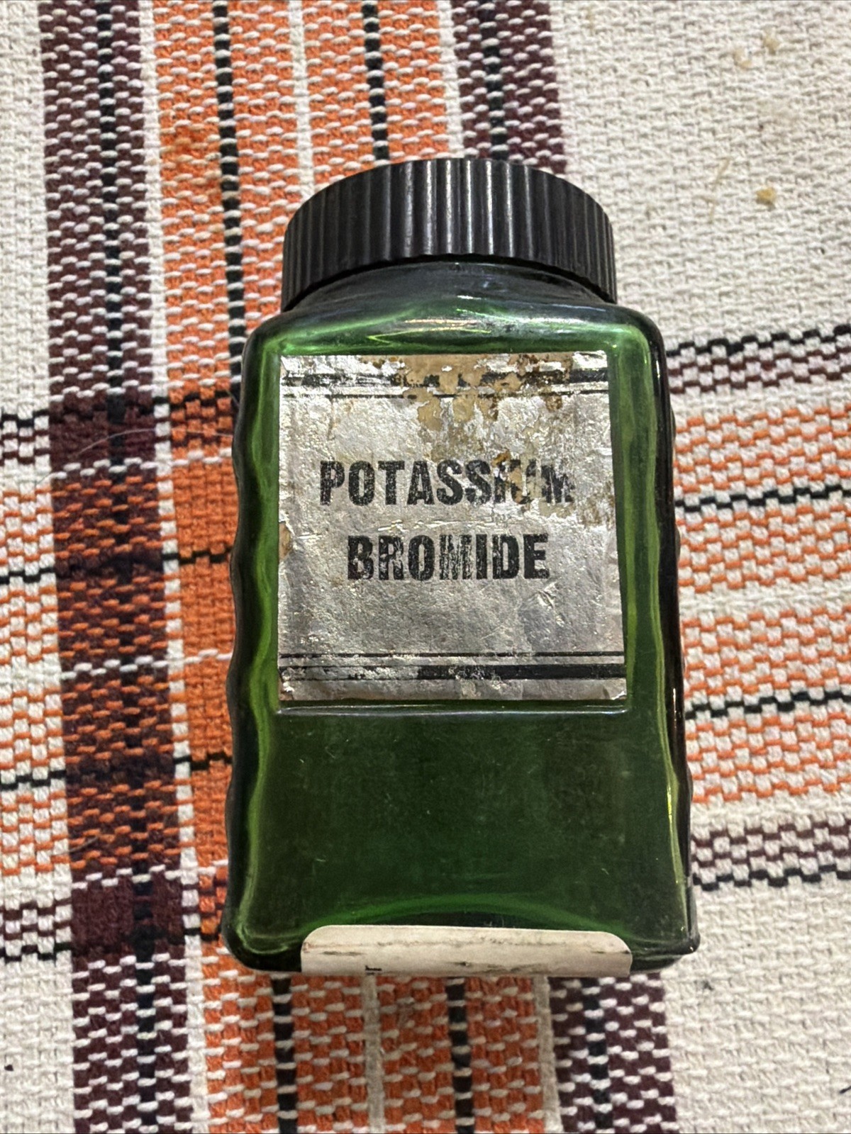 Vintage Green Glass Jar Owens-Illinois Glass Company Potassium Bromide Jar Empty Vintage Green Glass Jar Owens-Illinois Glass Company Potassium Bromide Jar Empty