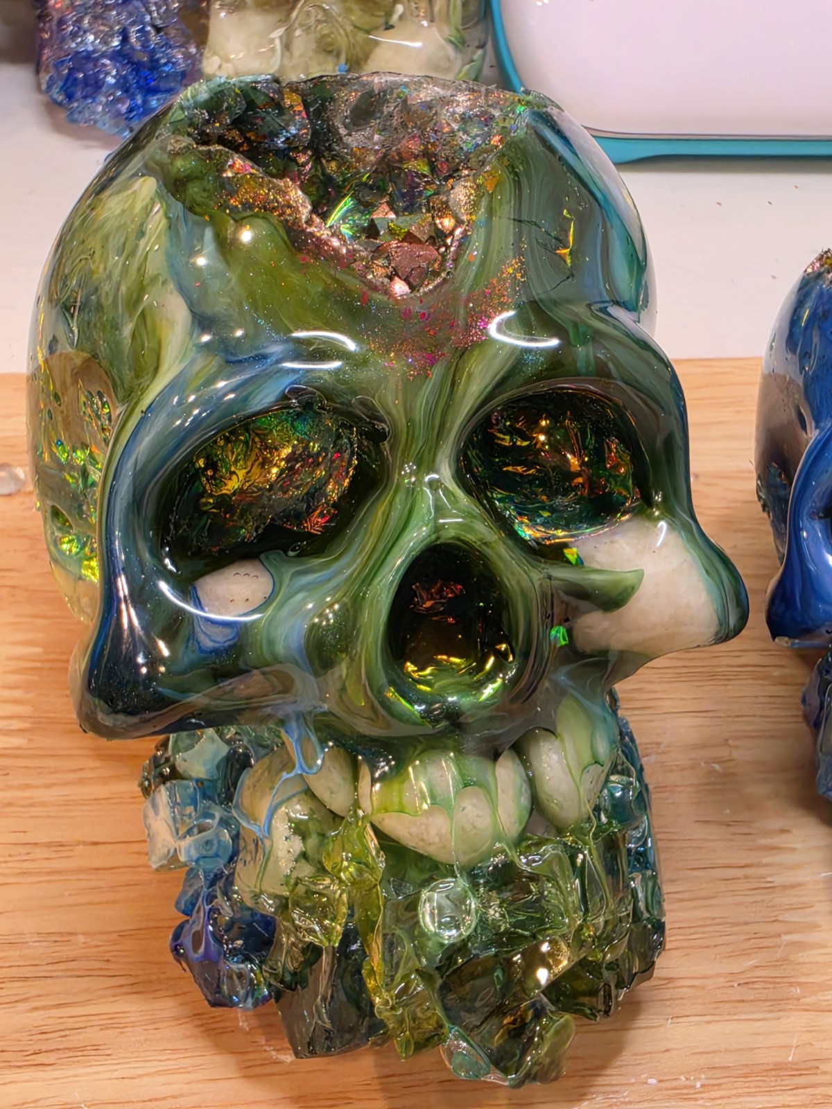 Handmade Jade Glass Crystal And Resin Skull Handmade Jade Glass Crystal And Resin Skull