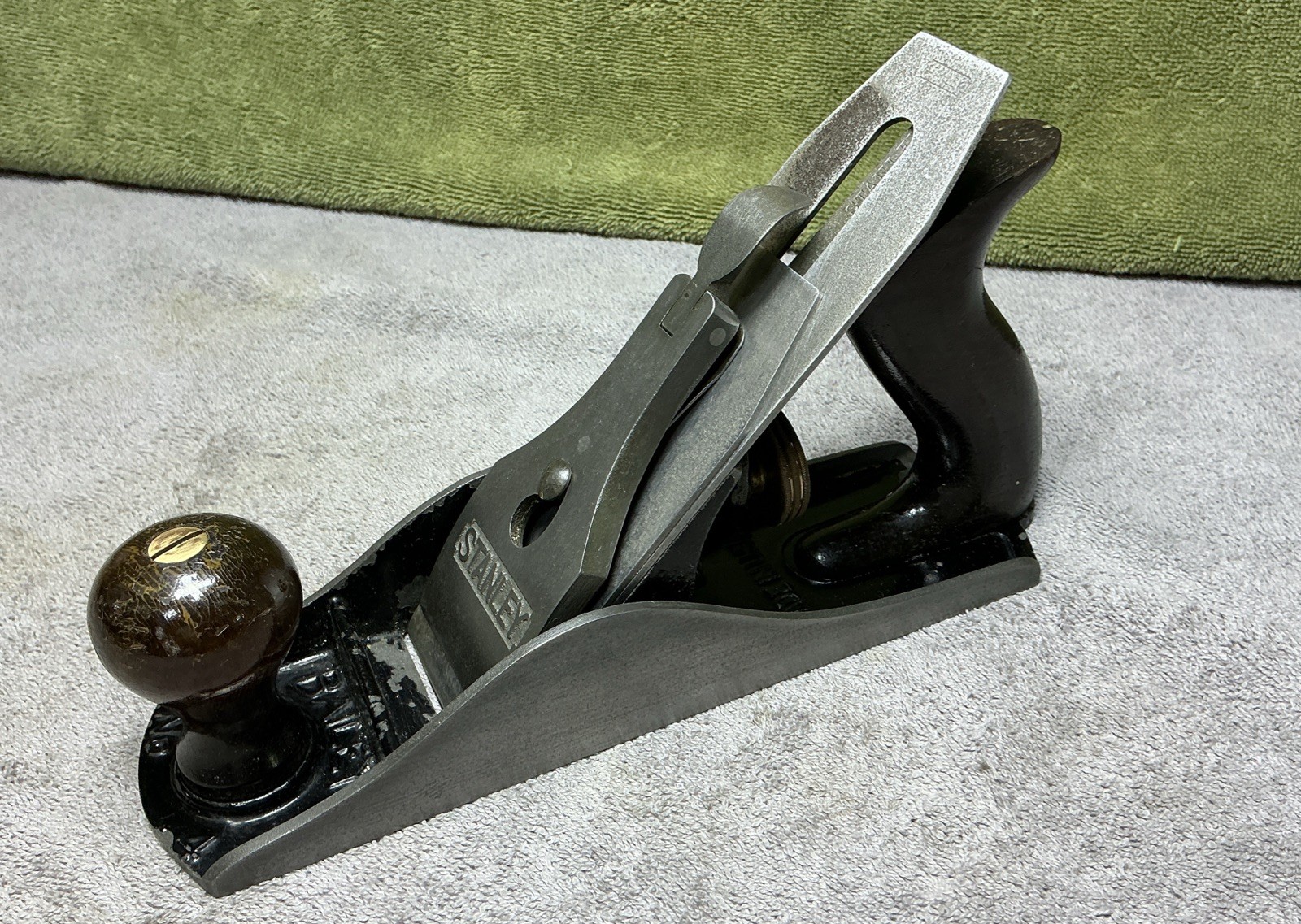 VTG. STANLEY BAILEY NO.4 WITH CORRUGATED BOTTOM