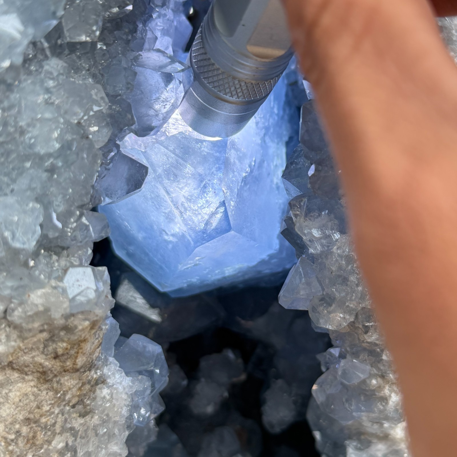 30.86LB Natural Raw Gem Grade Blue Celestite Quartz Crystal Mineral Specimen